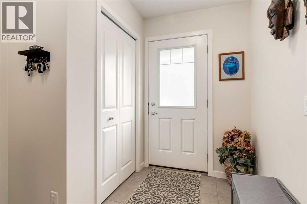 165 Sundown Road, Cochrane, Alberta  T4C 2M5 - Photo 2 - A2253570