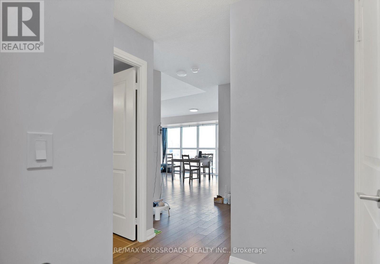 1505 - 30 Meadowglen Place, Toronto, Ontario  M1G 0A6 - Photo 8 - E12448051