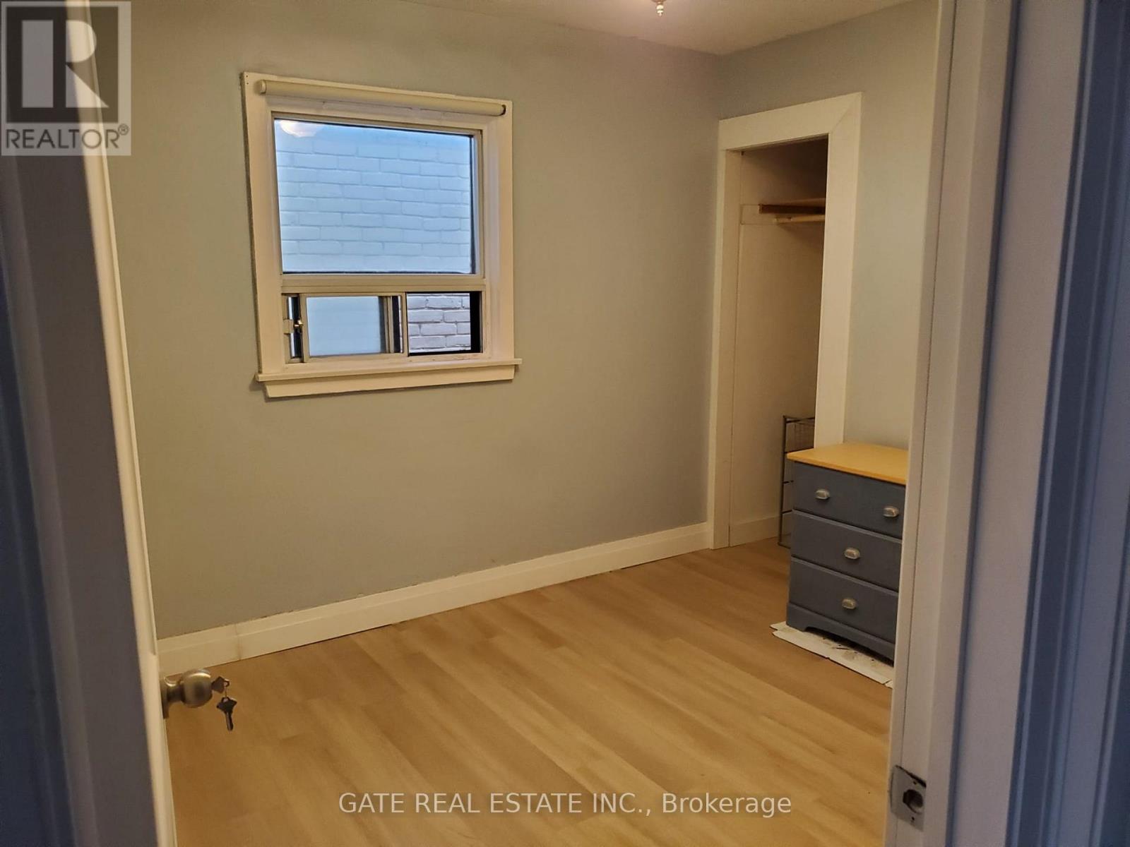 27 Lambton Avenue, Toronto, Ontario  M6N 2S2 - Photo 8 - W12447360