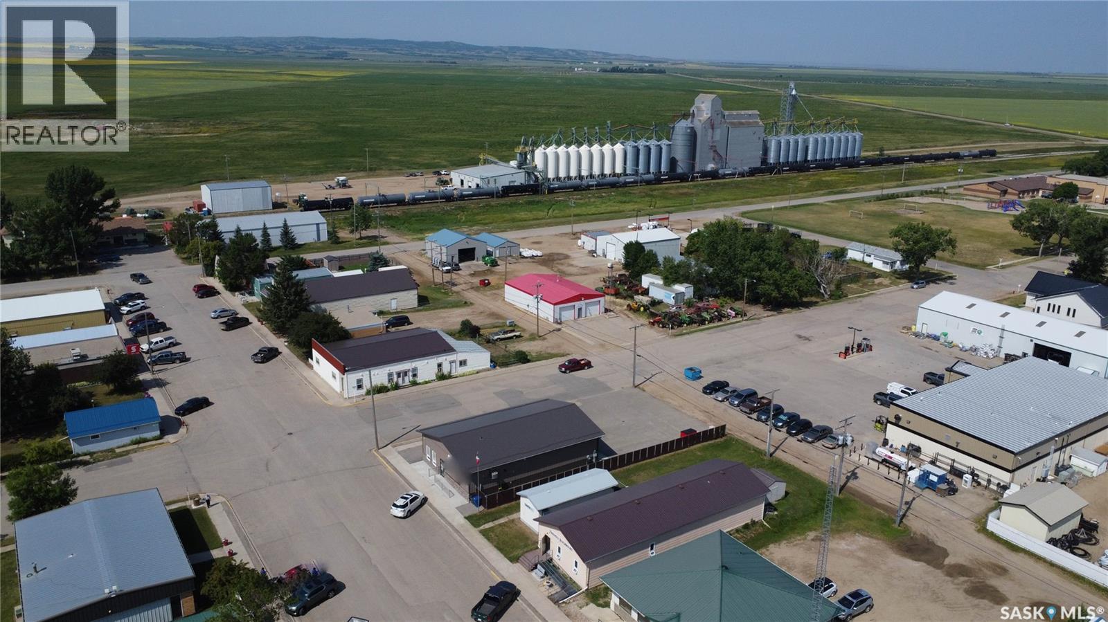 200 Main Street, Avonlea, Saskatchewan  S0H 0C0 - Photo 3 - SK020348