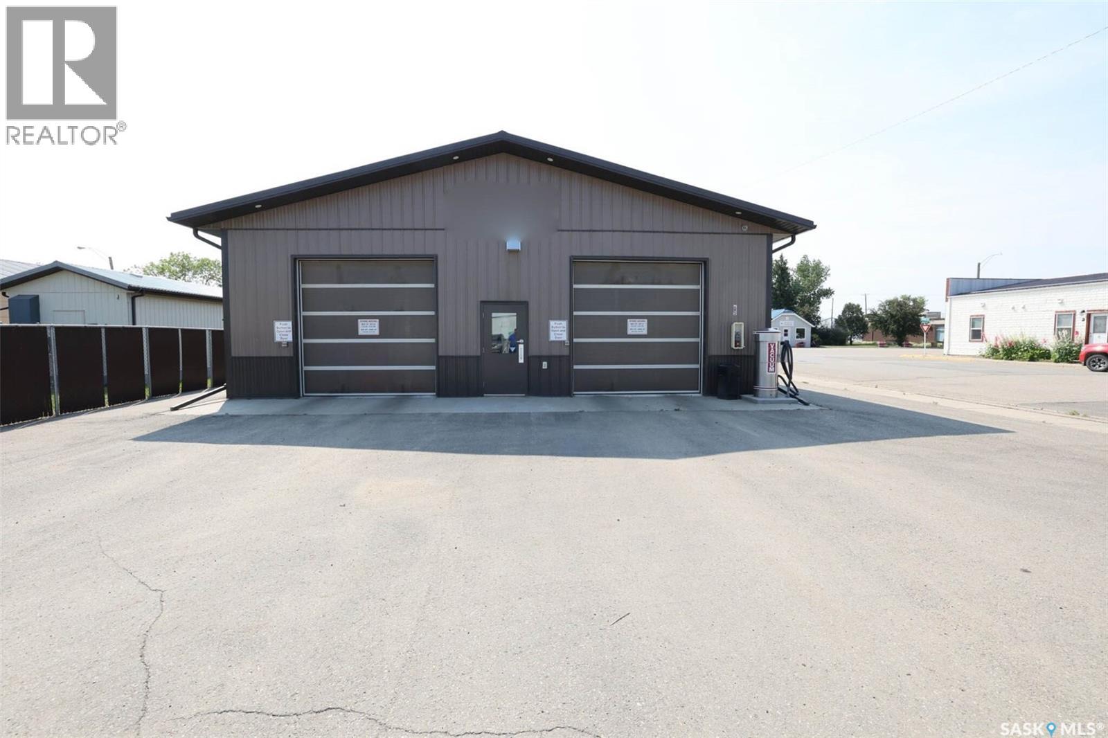 200 Main Street, Avonlea, Saskatchewan  S0H 0C0 - Photo 2 - SK020348