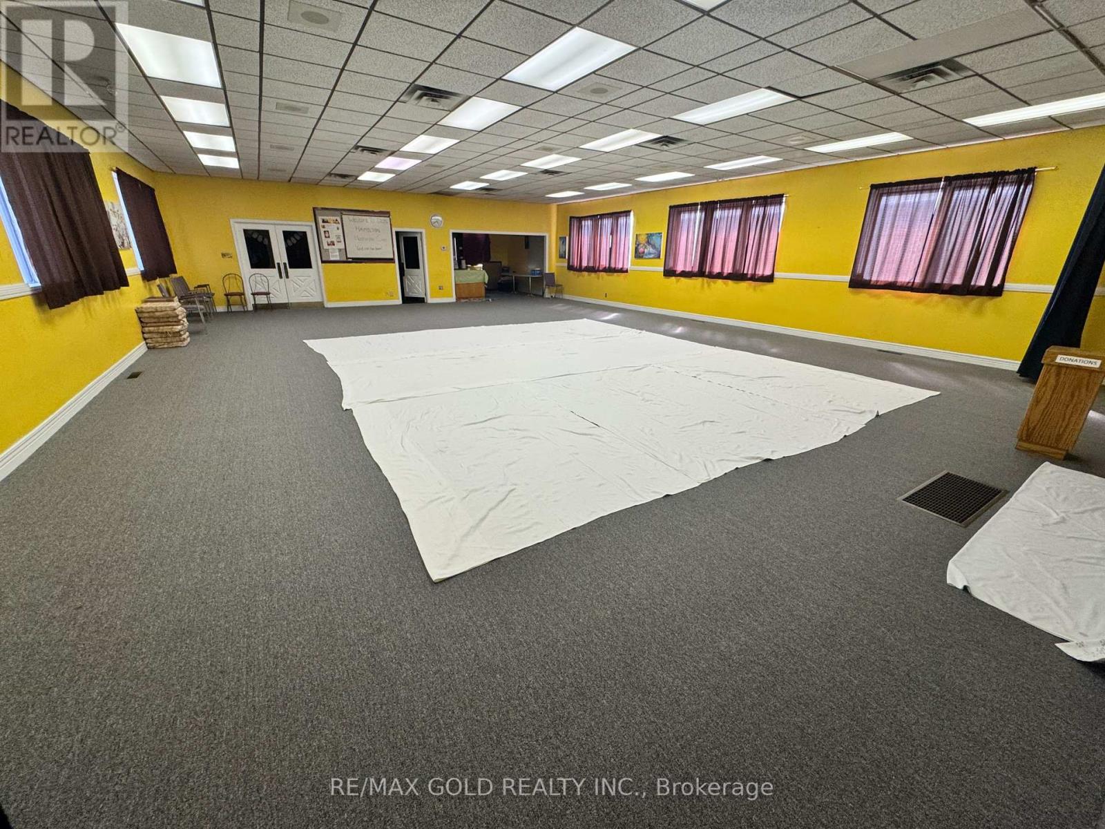 1441 Barton Street E, Hamilton, Ontario  L8H 2W7 - Photo 8 - X12448802