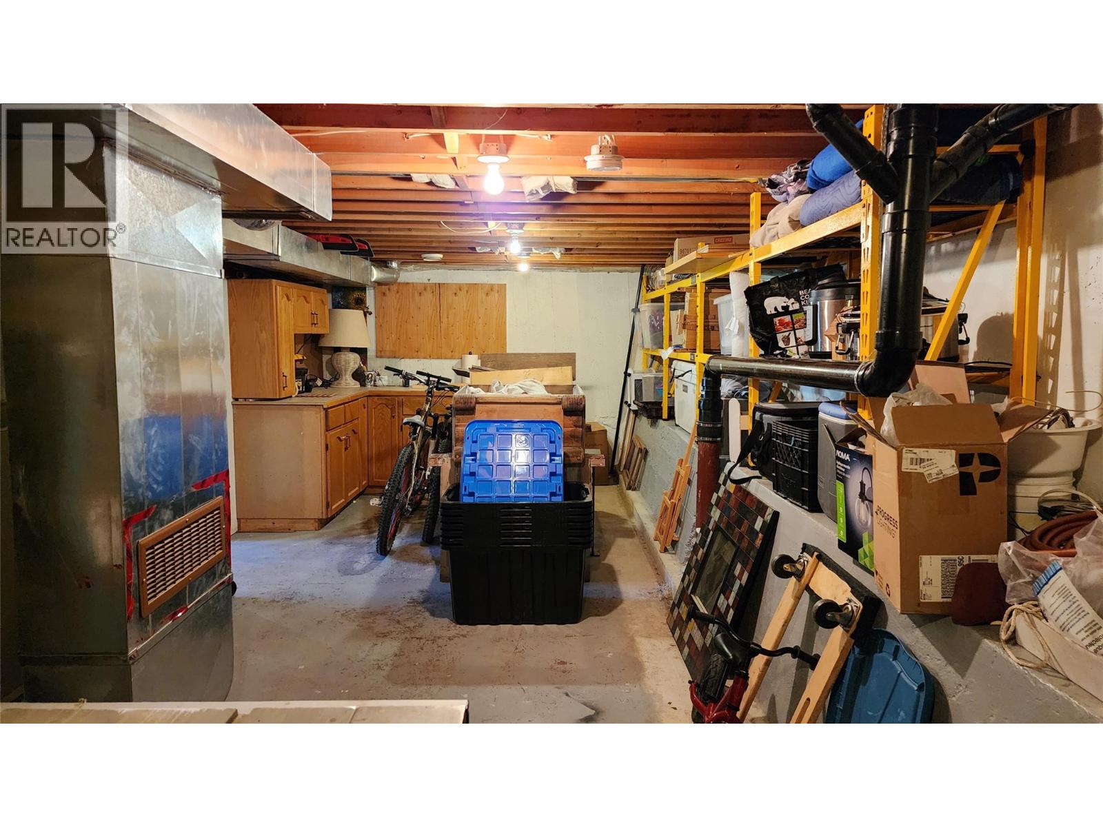 1731 Cook Avenue, Rossland, British Columbia  V0G 1Y0 - Photo 24 - 10365188
