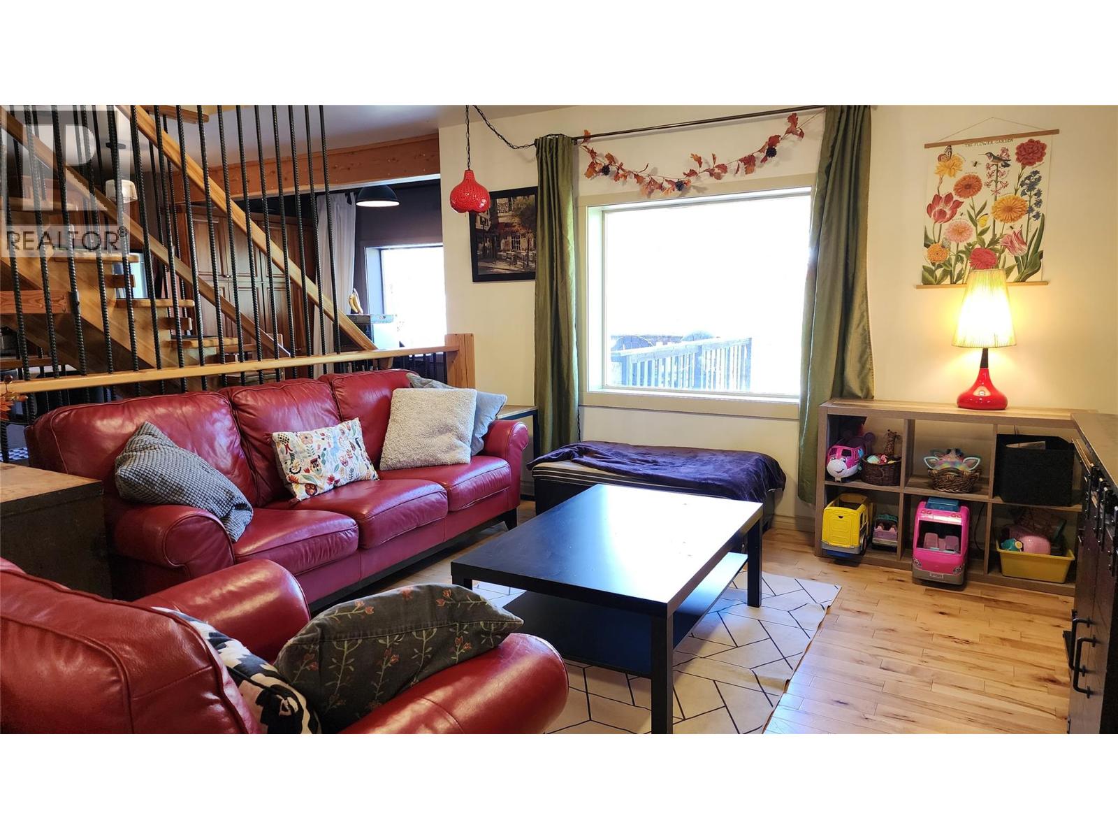 1731 Cook Avenue, Rossland, British Columbia  V0G 1Y0 - Photo 5 - 10365188