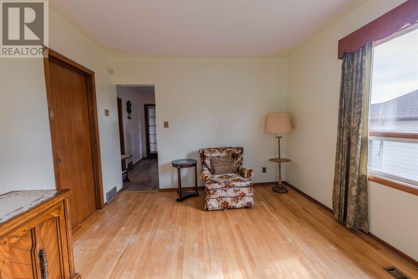 279 Rupert Street, Thunder Bay, Ontario  P7B 3X6 - Photo 6 - TB253129
