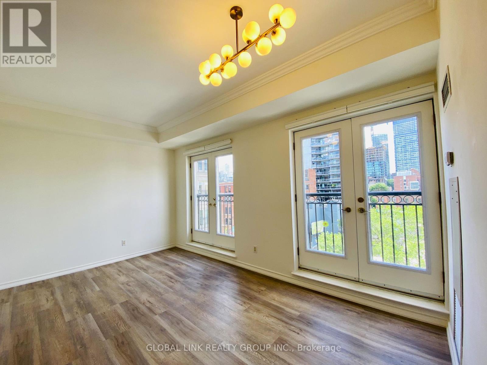 607 - 120 Lombard Street, Toronto, Ontario  M5C 3H5 - Photo 6 - C12451534