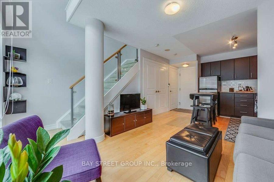 127 - 2035 Sheppard Avenue E, Toronto (Henry Farm), Ontario  M2J 0A8 - Photo 3 - C12451540