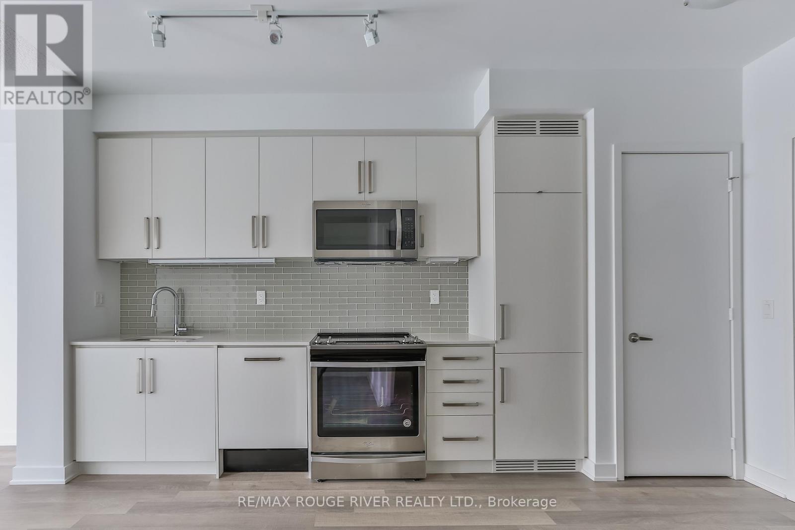 708 - 5180 Yonge Street, Toronto, Ontario  M2N 5P6 - Photo 11 - C12451545