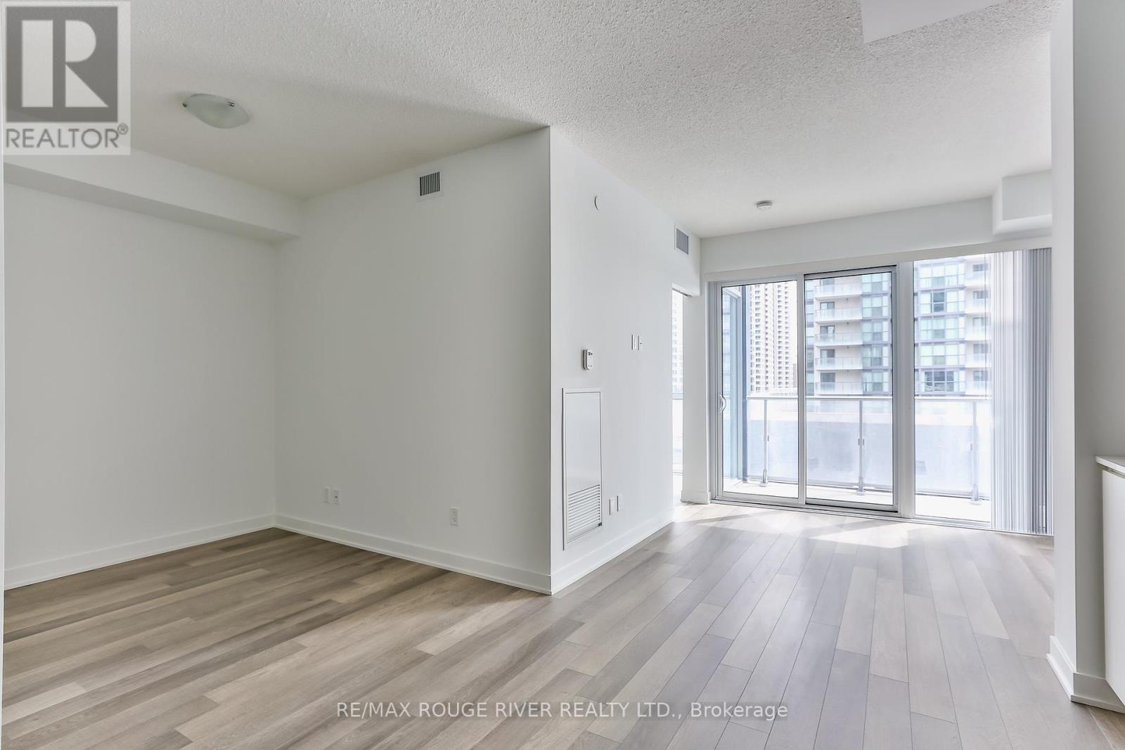 708 - 5180 Yonge Street, Toronto, Ontario  M2N 5P6 - Photo 5 - C12451545