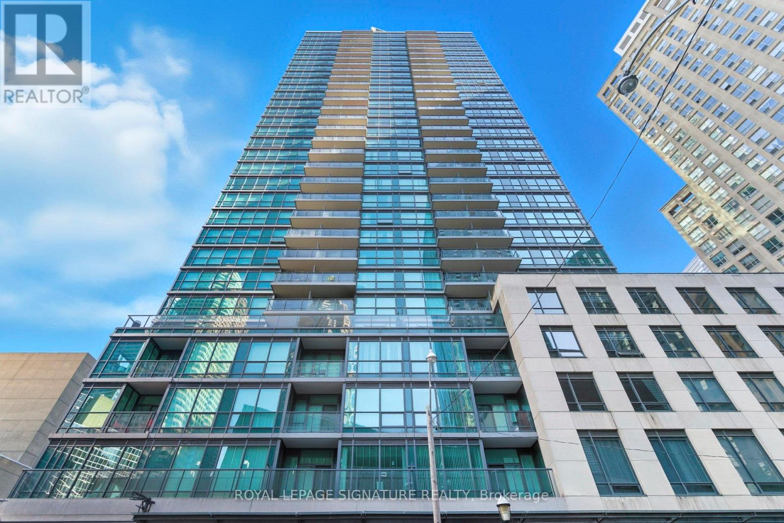 801 - 1 Scott Street, Toronto (Waterfront Communities), Ontario  M5V 1A1 - Photo 1 - C12451562