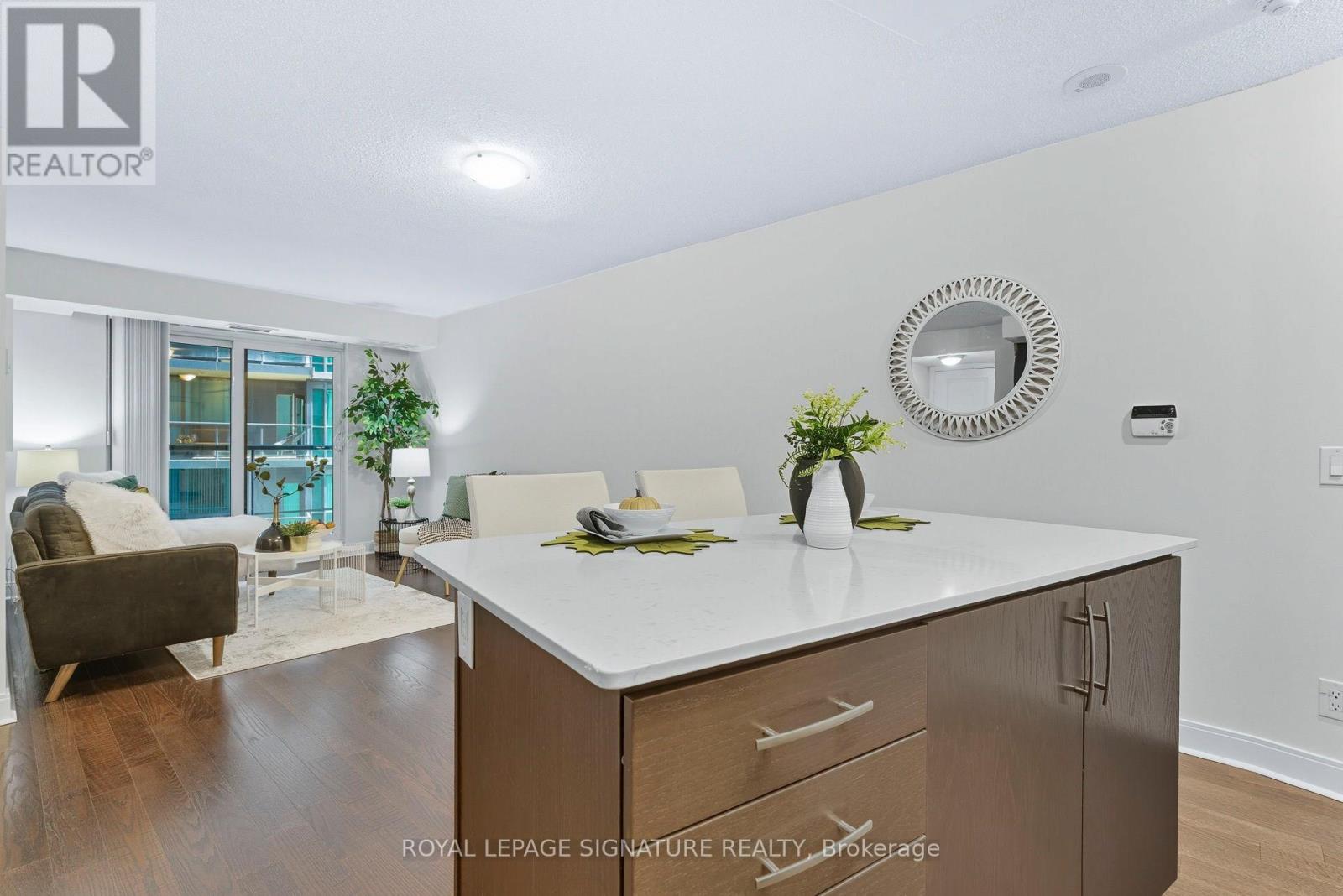 801 - 1 Scott Street, Toronto (Waterfront Communities), Ontario  M5V 1A1 - Photo 23 - C12451562