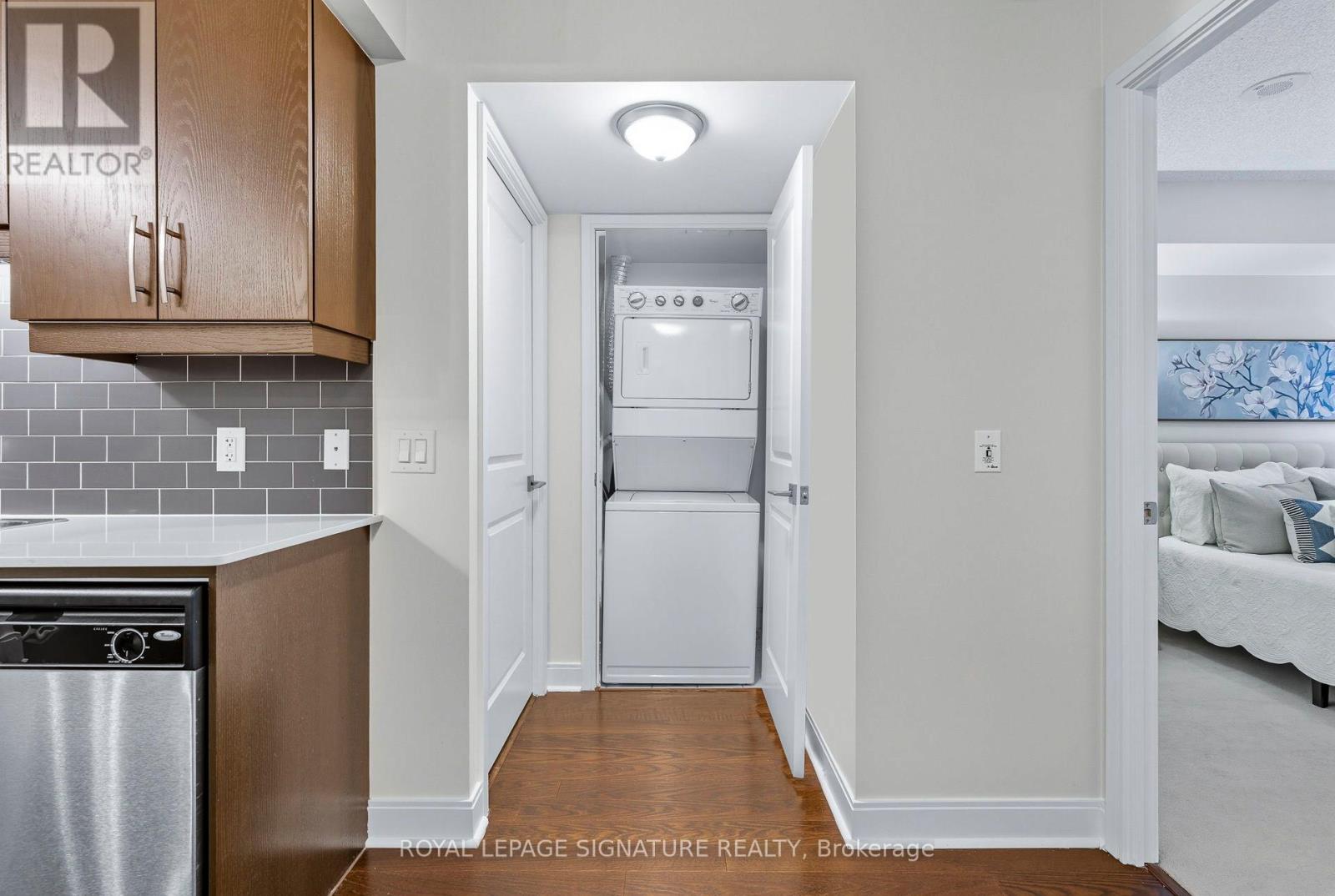 801 - 1 Scott Street, Toronto (Waterfront Communities), Ontario  M5V 1A1 - Photo 33 - C12451562