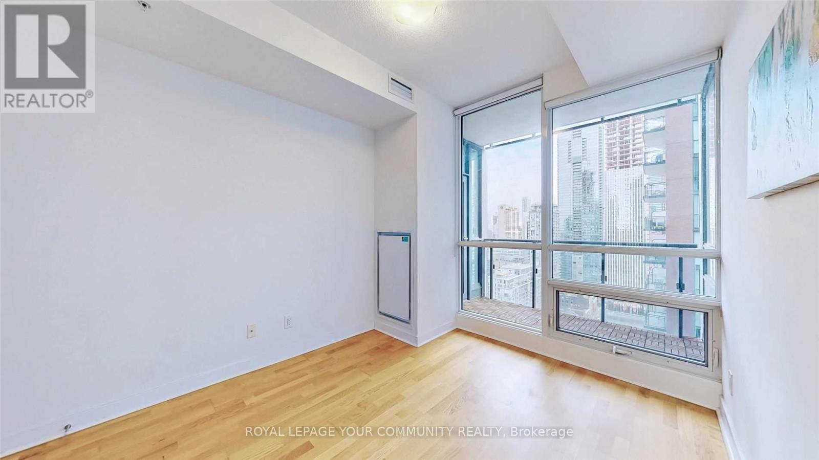 2906 - 295 Adelaide Street W, Toronto, Ontario  M5V 0L4 - Photo 24 - C12451593