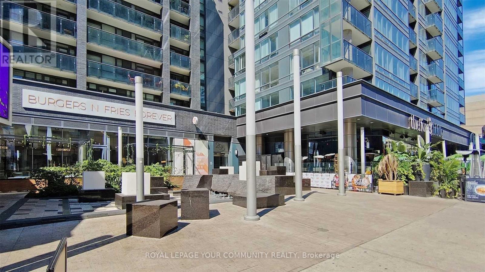 2906 - 295 Adelaide Street W, Toronto, Ontario  M5V 0L4 - Photo 3 - C12451593