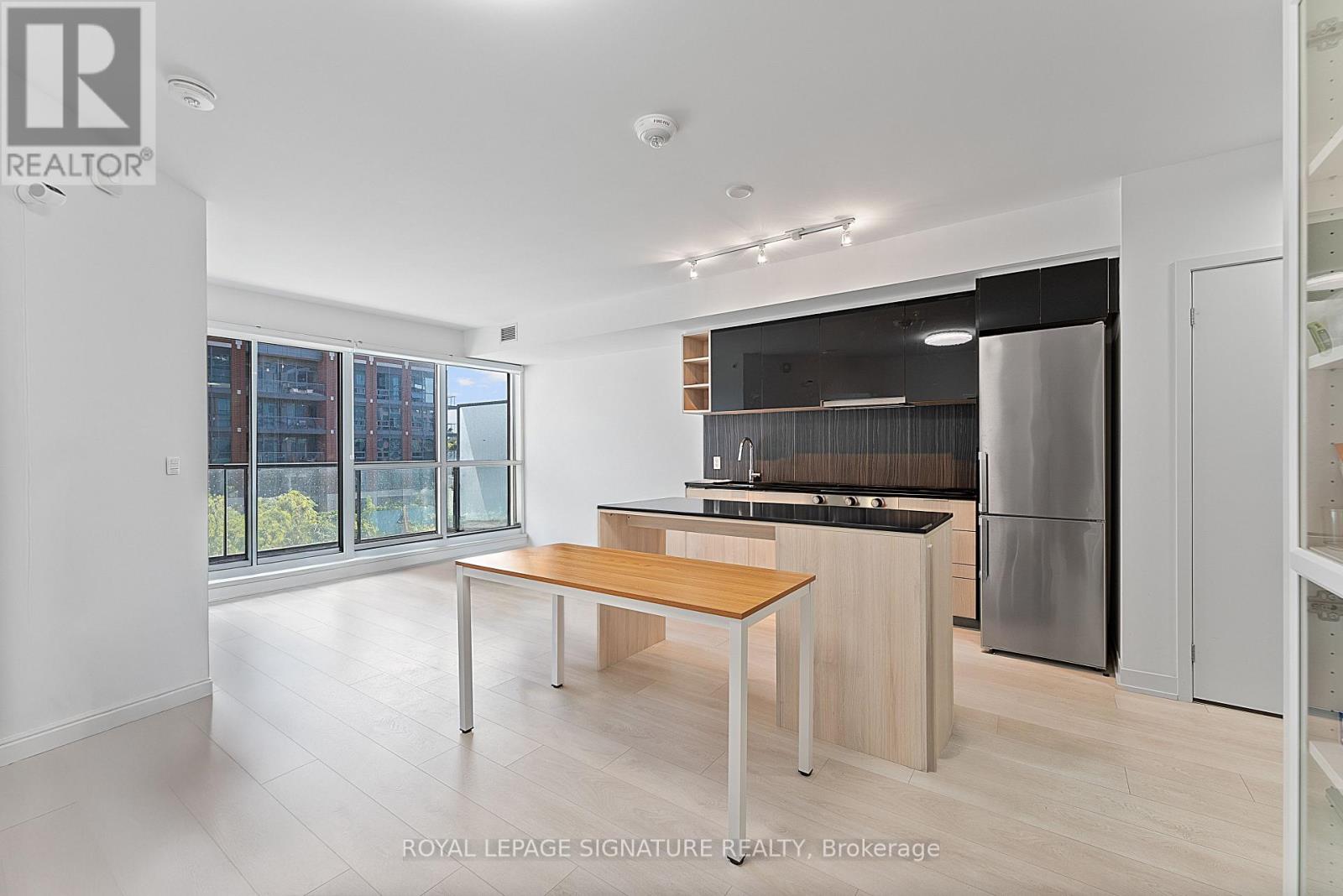 452 - 31 Tippett Road, Toronto, Ontario  M3H 0C8 - Photo 5 - C12451601
