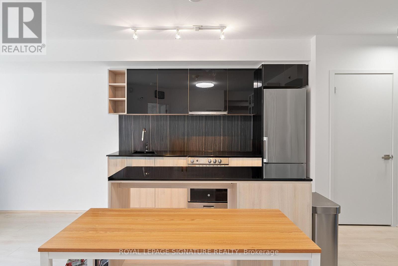 452 - 31 Tippett Road, Toronto, Ontario  M3H 0C8 - Photo 7 - C12451601