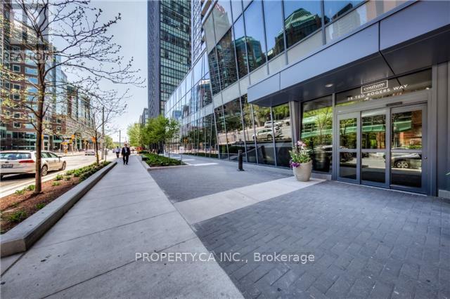 2410 - 28 Ted Rogers Way, Toronto, Ontario  M4Y 2J4 - Photo 18 - C12451605