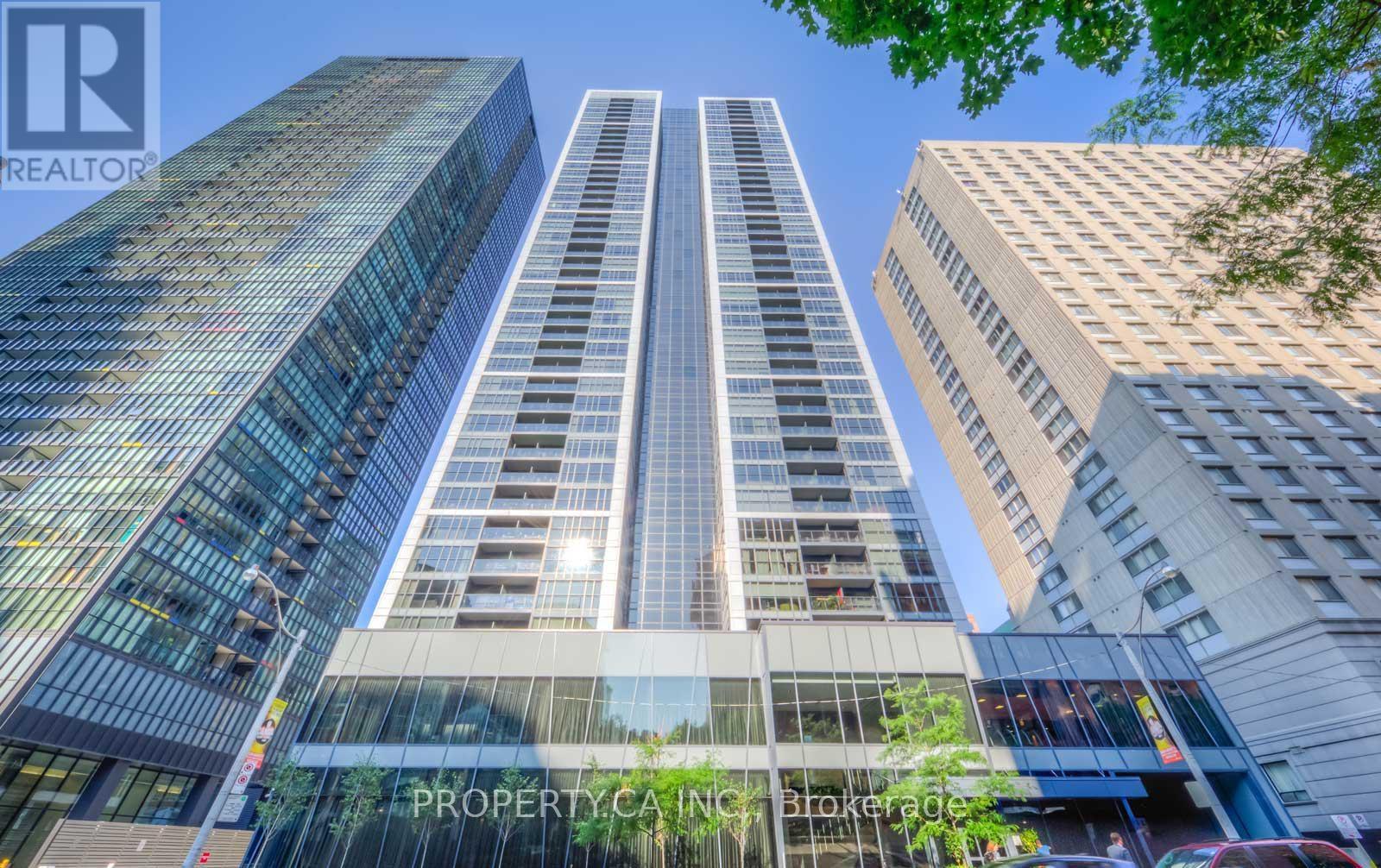 2410 - 28 Ted Rogers Way, Toronto, Ontario  M4Y 2J4 - Photo 21 - C12451605