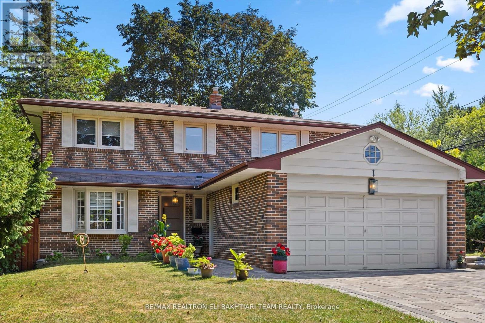 1 Donmac Drive, Toronto, Ontario  M3B 1N4 - Photo 1 - C12451614