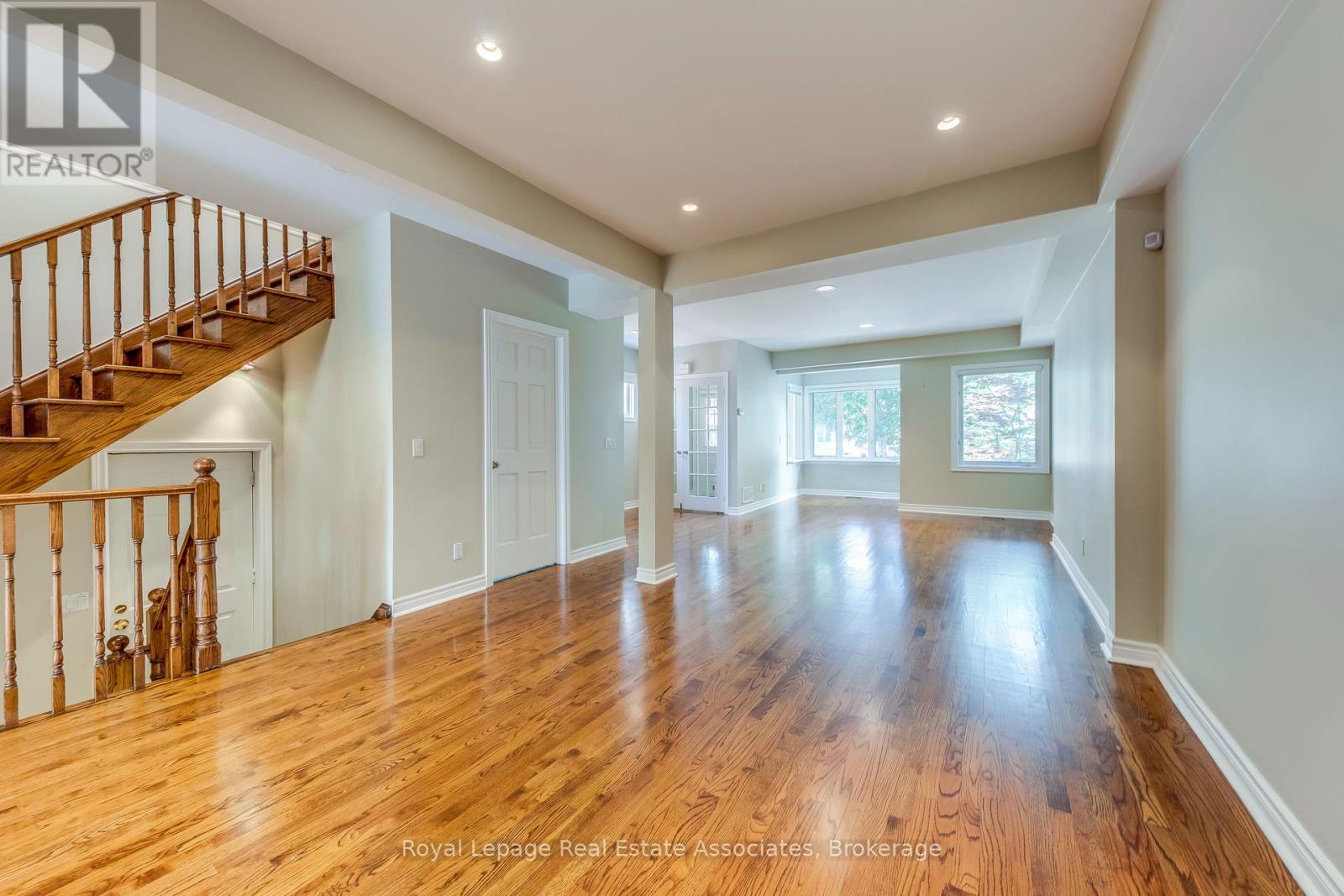 123 Melrose Avenue, Toronto, Ontario  M5M 1Y8 - Photo 12 - C12451630