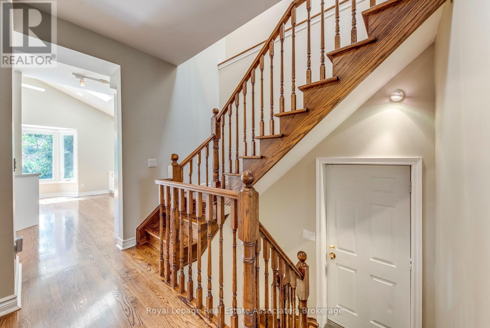 123 Melrose Avenue, Toronto, Ontario  M5M 1Y8 - Photo 13 - C12451630