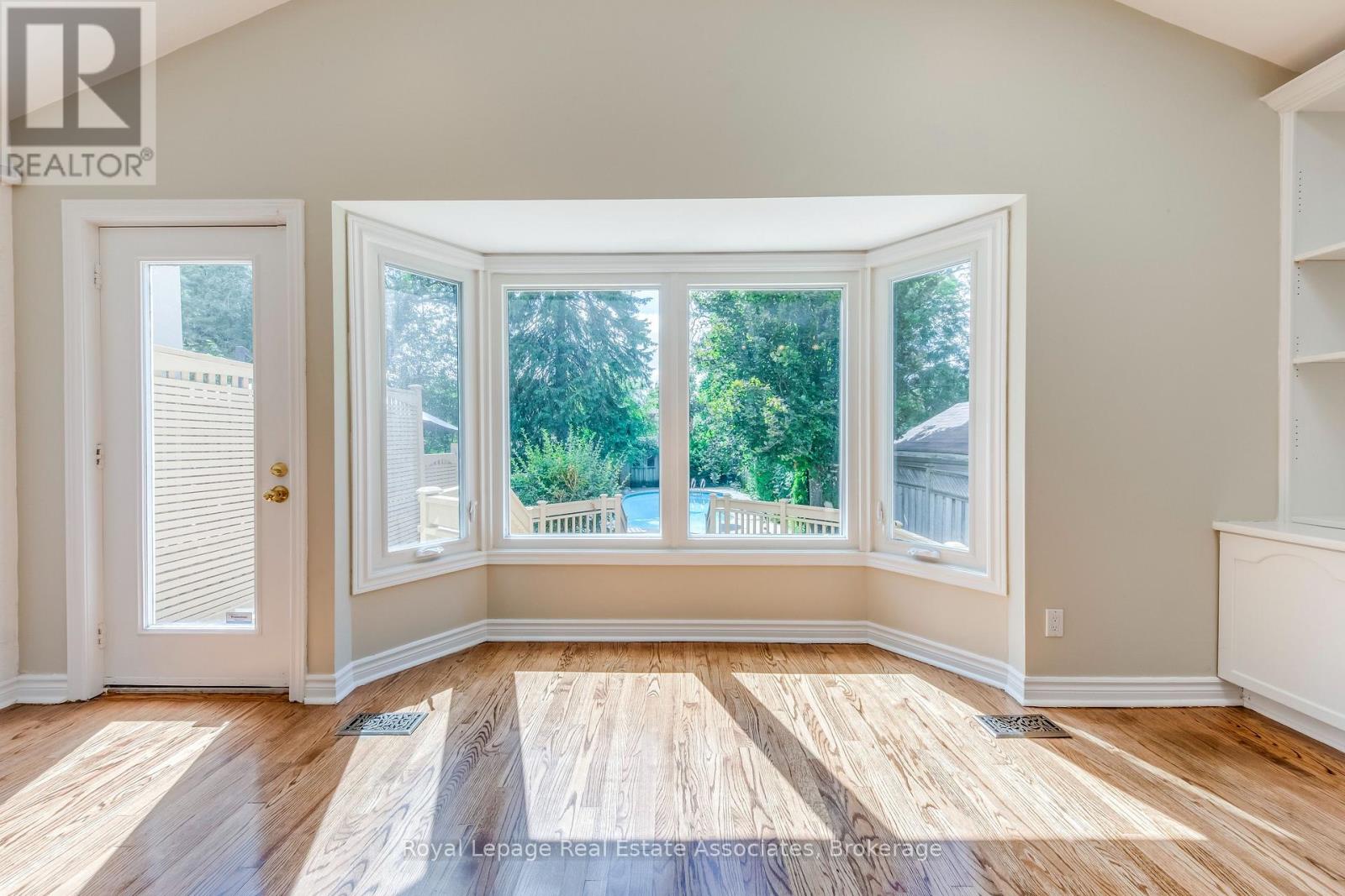 123 Melrose Avenue, Toronto, Ontario  M5M 1Y8 - Photo 26 - C12451630