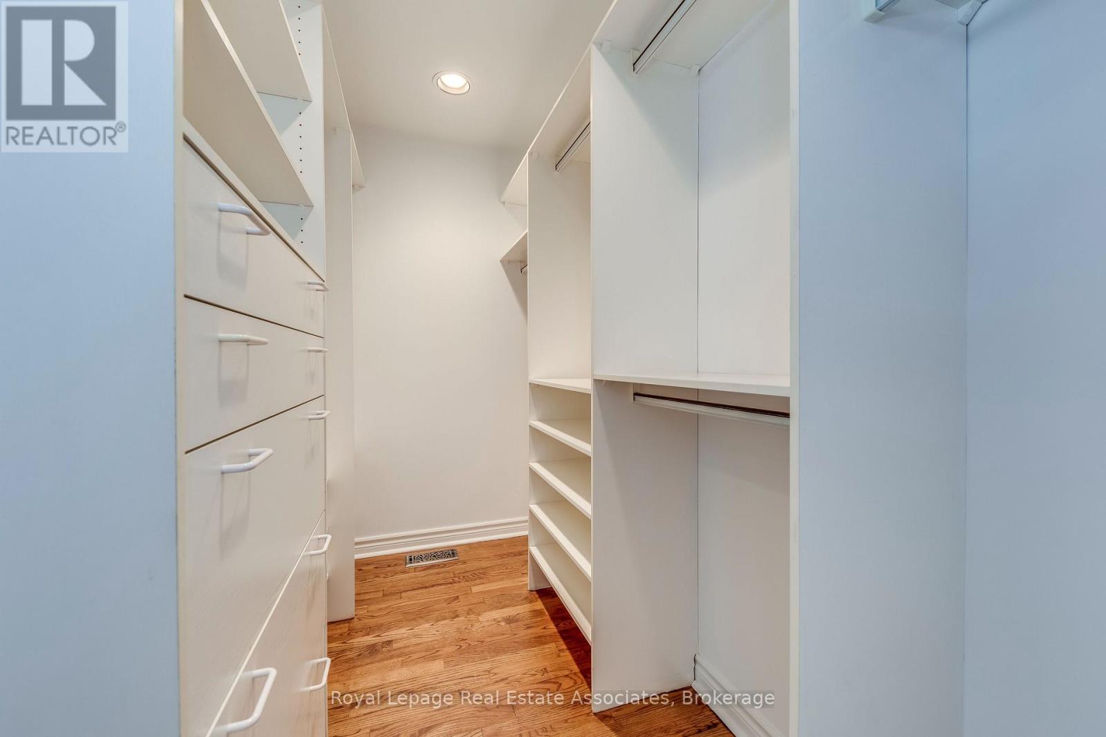 123 Melrose Avenue, Toronto, Ontario  M5M 1Y8 - Photo 29 - C12451630