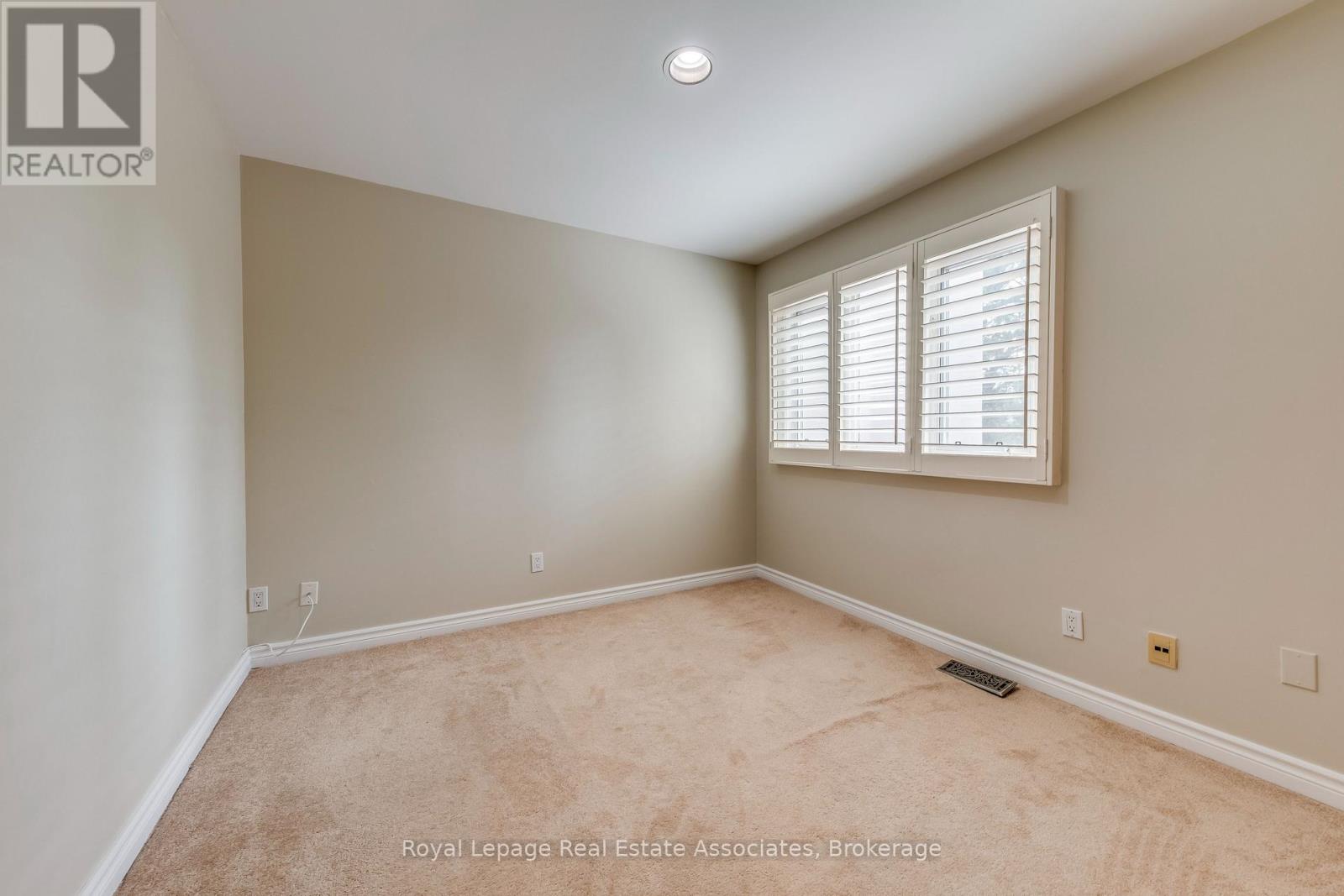 123 Melrose Avenue, Toronto, Ontario  M5M 1Y8 - Photo 32 - C12451630