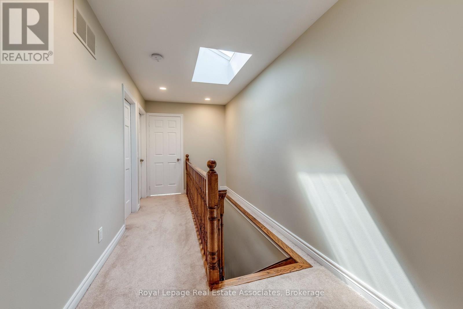 123 Melrose Avenue, Toronto, Ontario  M5M 1Y8 - Photo 36 - C12451630