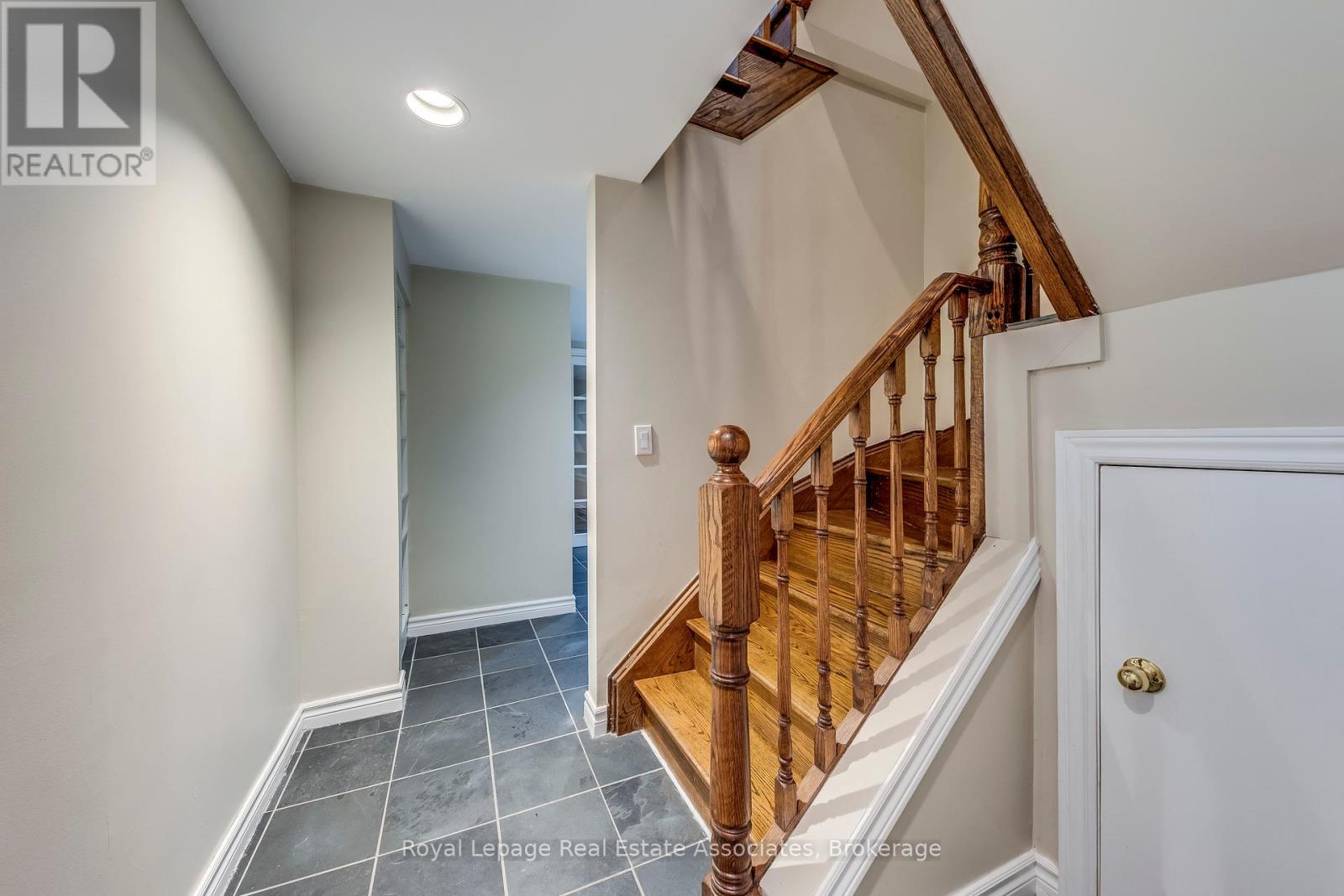 123 Melrose Avenue, Toronto, Ontario  M5M 1Y8 - Photo 37 - C12451630