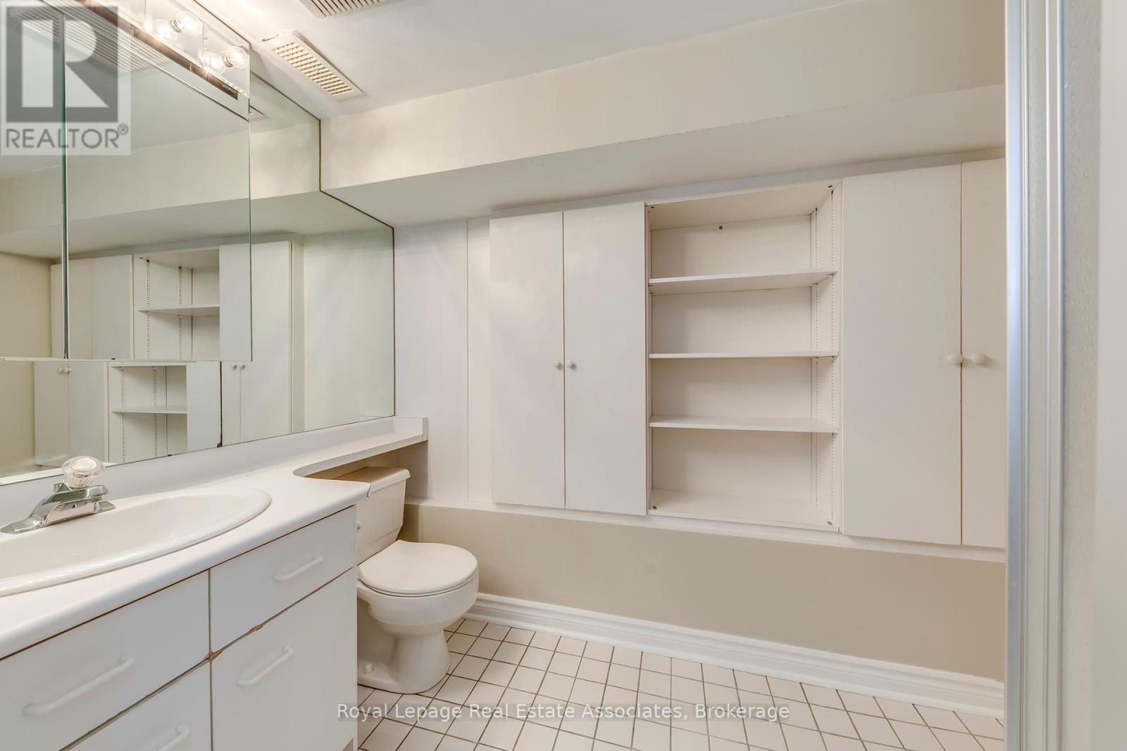 123 Melrose Avenue, Toronto, Ontario  M5M 1Y8 - Photo 43 - C12451630