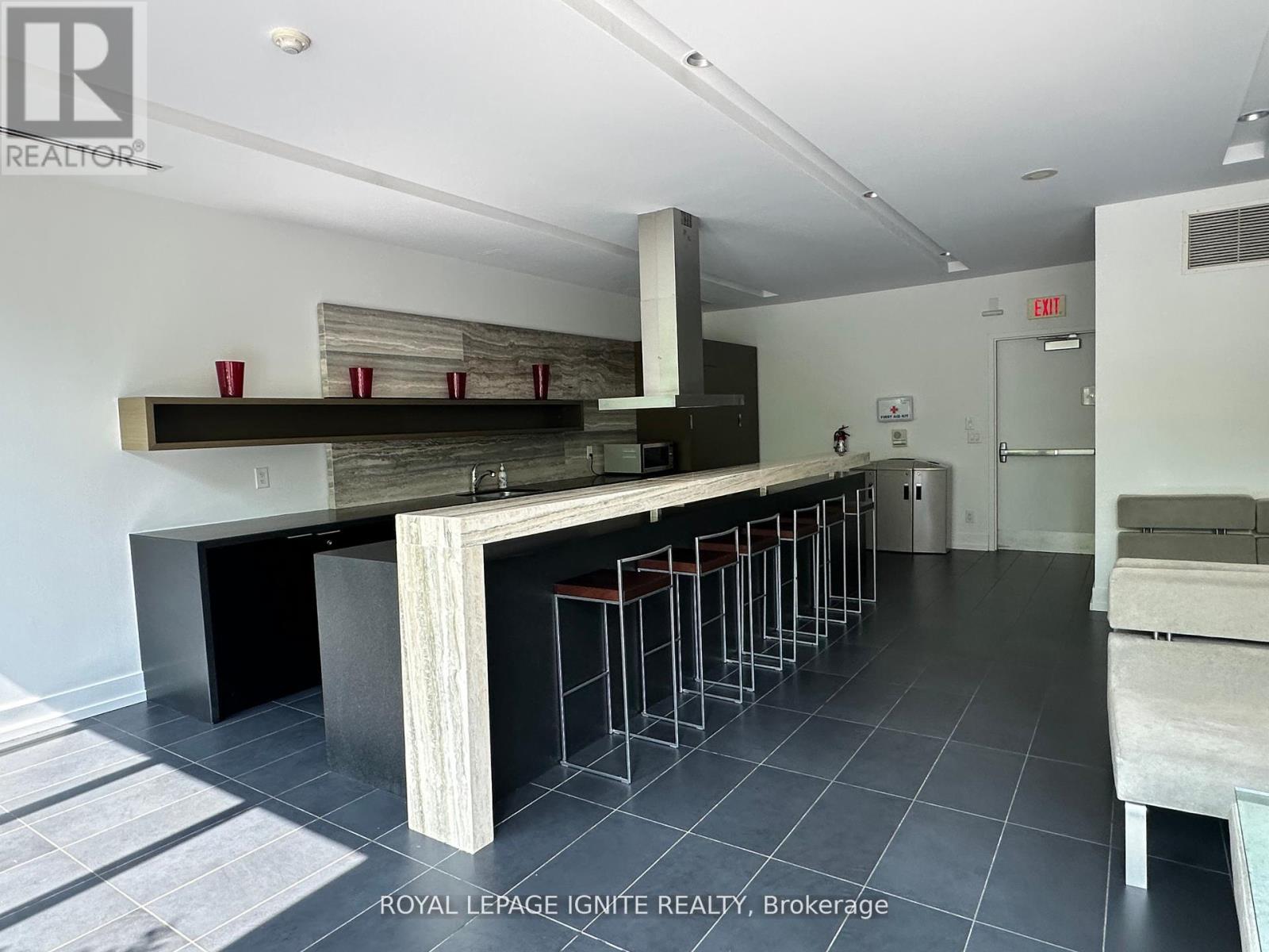 1809 - 110 Charles Street E, Toronto, Ontario  M4Y 1T5 - Photo 20 - C12451640