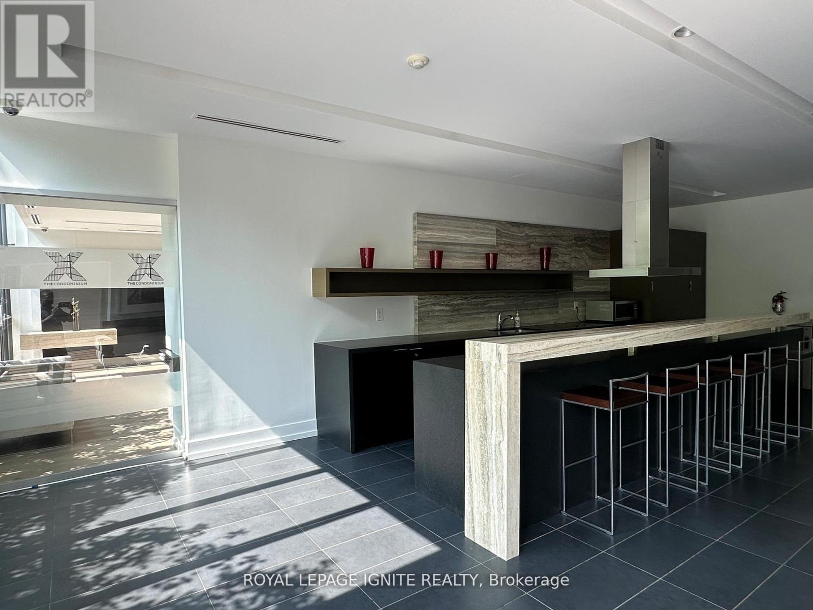 1809 - 110 Charles Street E, Toronto, Ontario  M4Y 1T5 - Photo 21 - C12451640