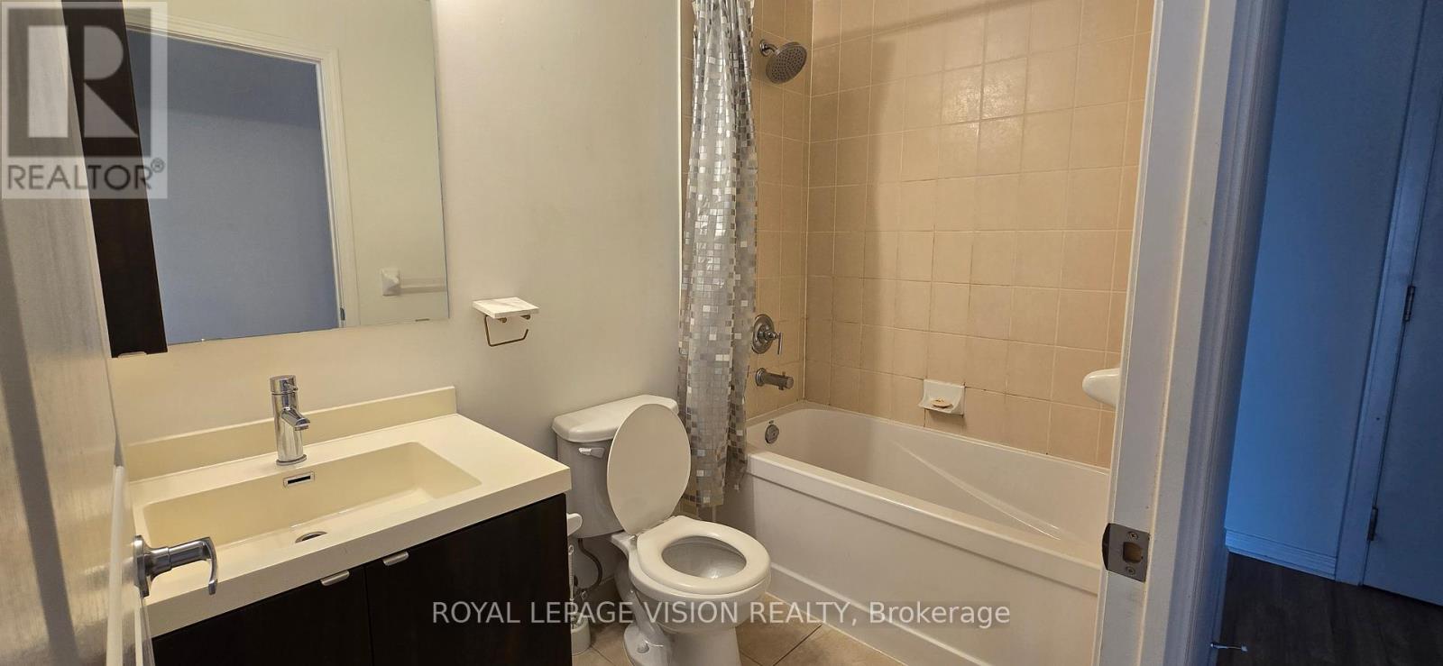 2012 - 352 Front Street W, Toronto, Ontario  M5V 0K3 - Photo 13 - C12451683