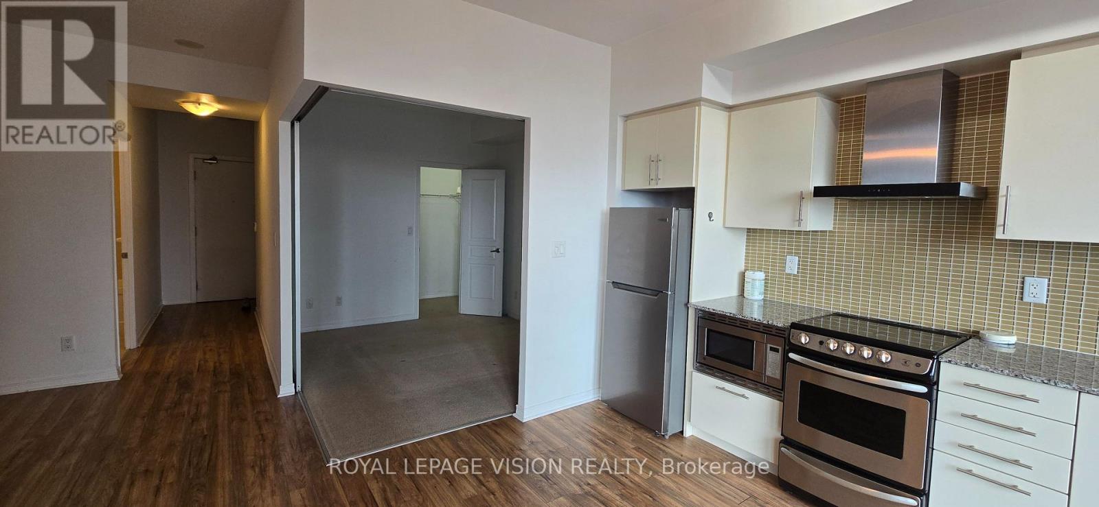 2012 - 352 Front Street W, Toronto, Ontario  M5V 0K3 - Photo 6 - C12451683