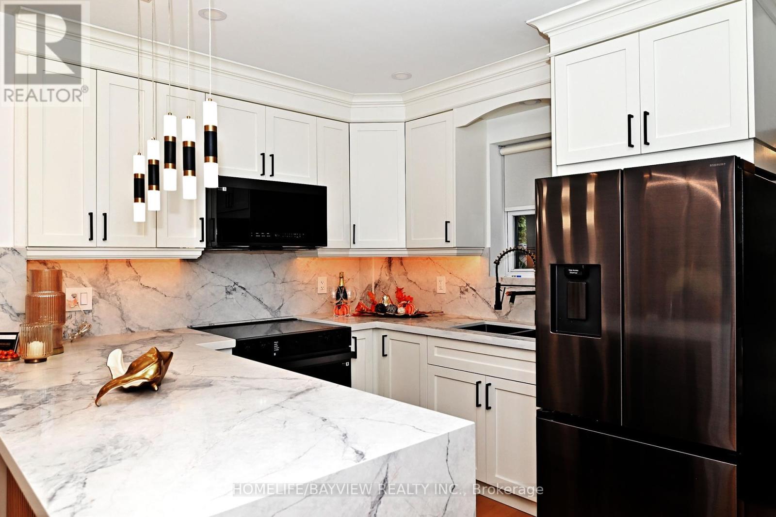 286 Springdale Boulevard, Toronto, Ontario  M4C 2A2 - Photo 16 - E12451551