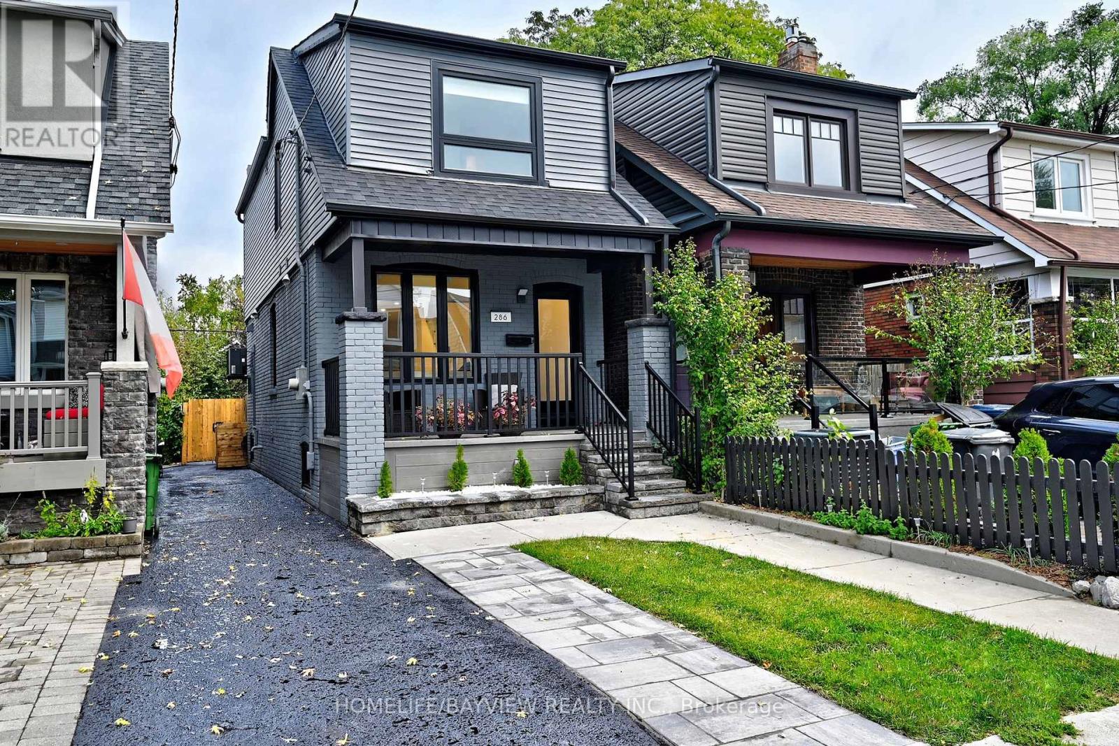 286 Springdale Boulevard, Toronto, Ontario  M4C 2A2 - Photo 2 - E12451551