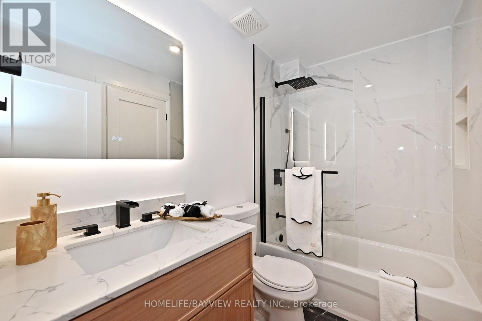 286 Springdale Boulevard, Toronto, Ontario  M4C 2A2 - Photo 35 - E12451551