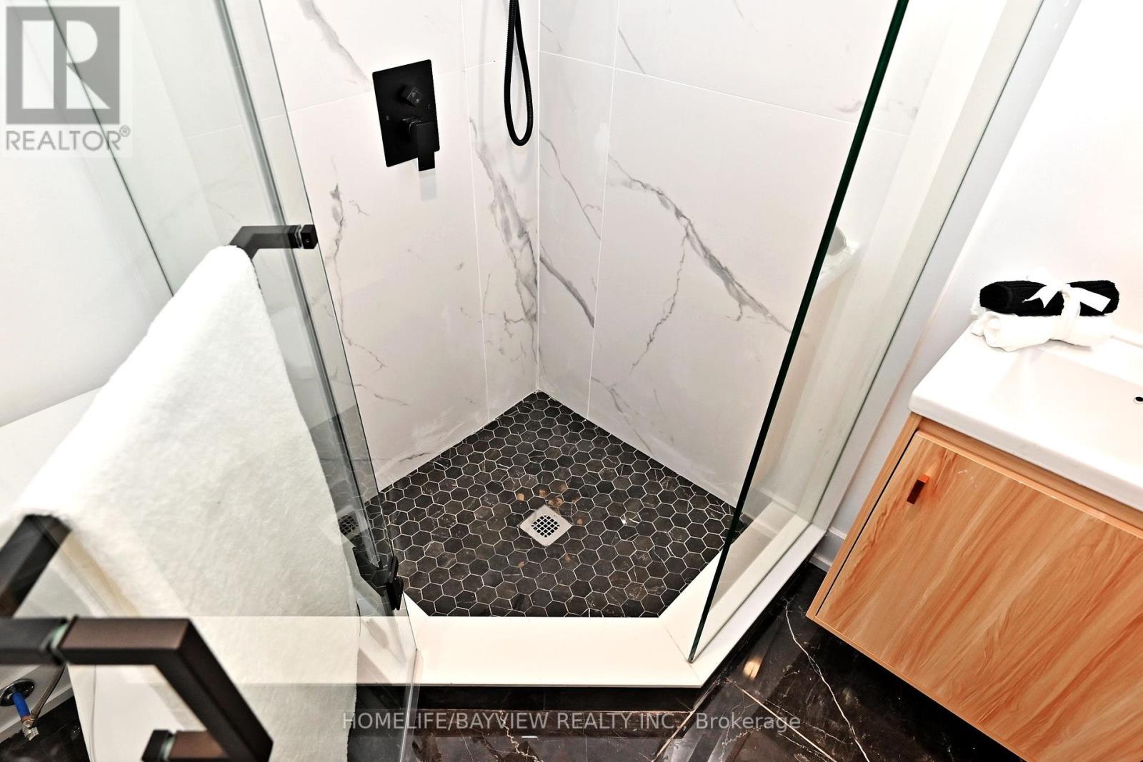286 Springdale Boulevard, Toronto, Ontario  M4C 2A2 - Photo 42 - E12451551