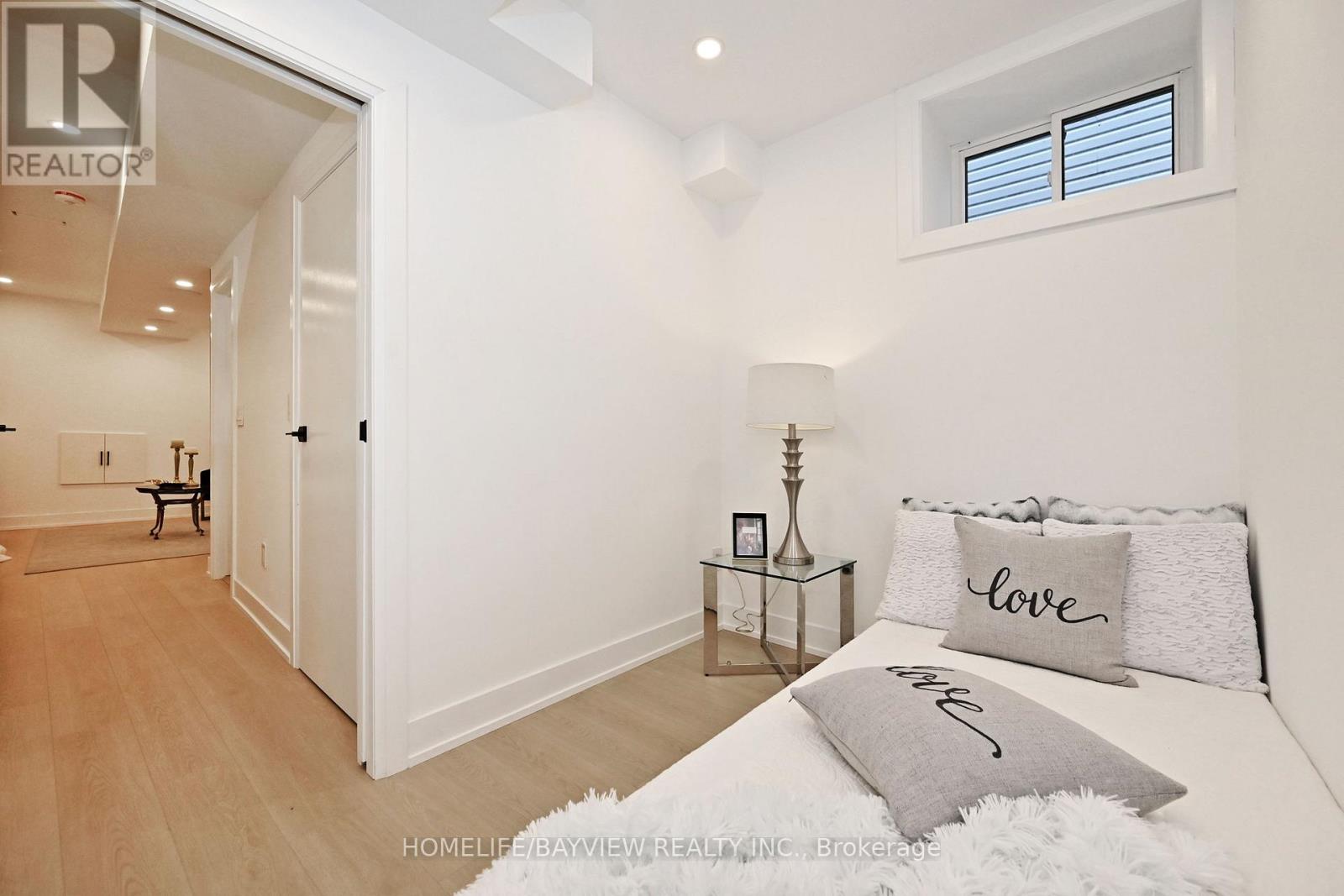 286 Springdale Boulevard, Toronto, Ontario  M4C 2A2 - Photo 44 - E12451551
