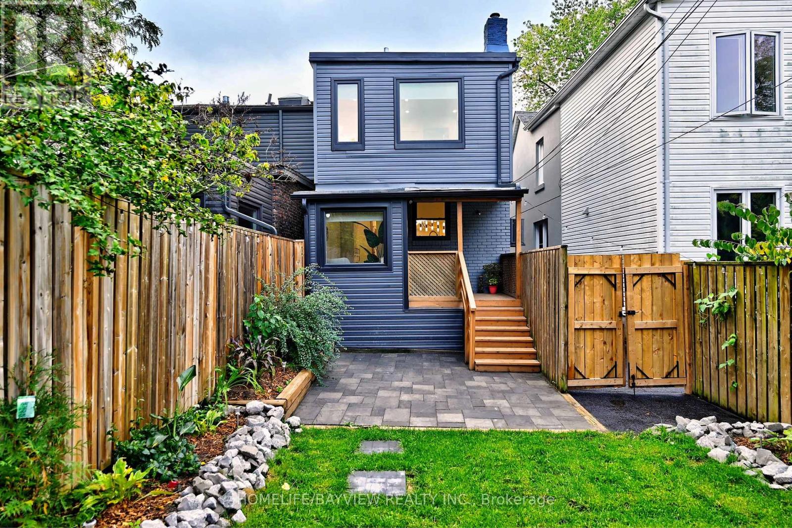286 Springdale Boulevard, Toronto, Ontario  M4C 2A2 - Photo 48 - E12451551