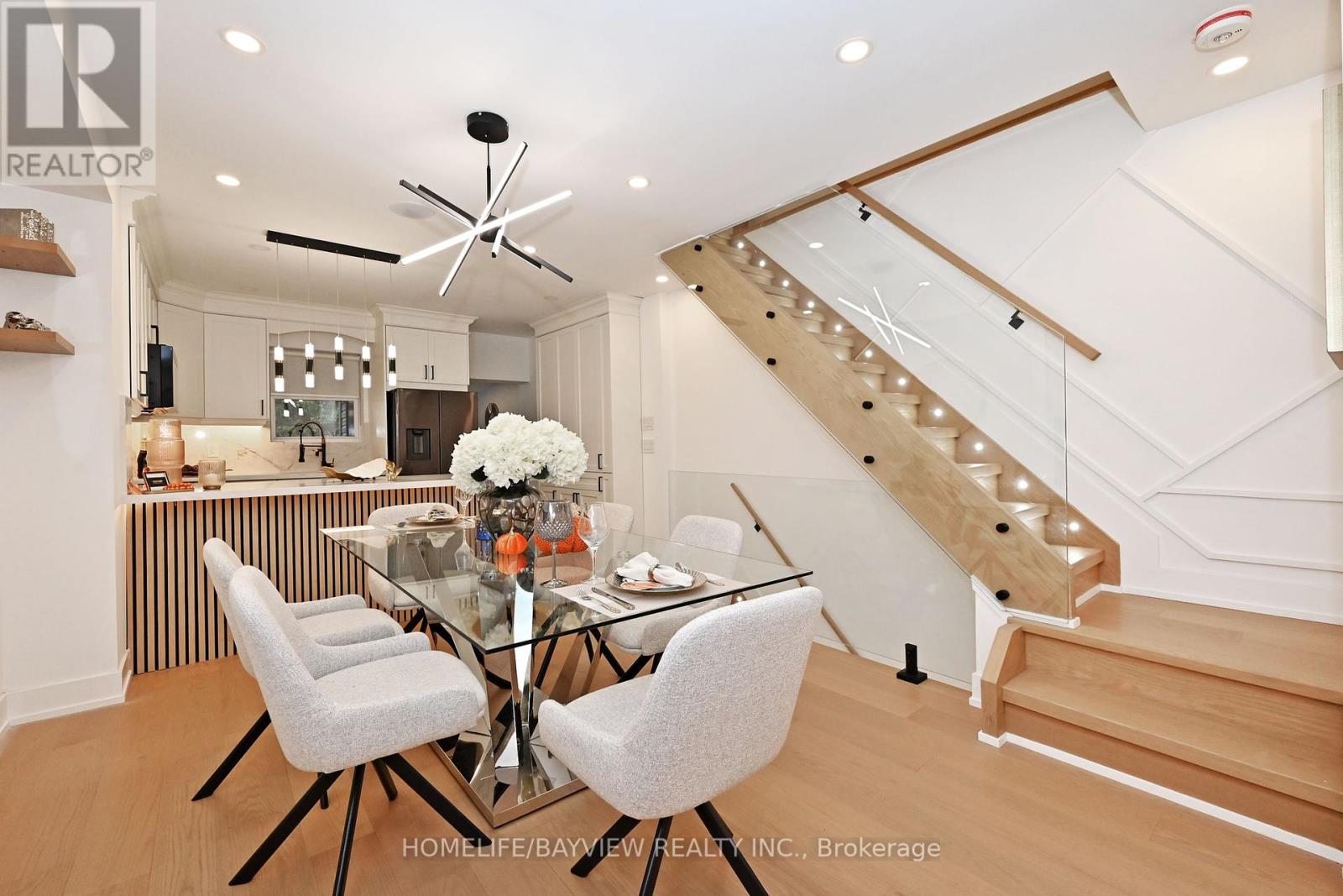 286 Springdale Boulevard, Toronto, Ontario  M4C 2A2 - Photo 9 - E12451551