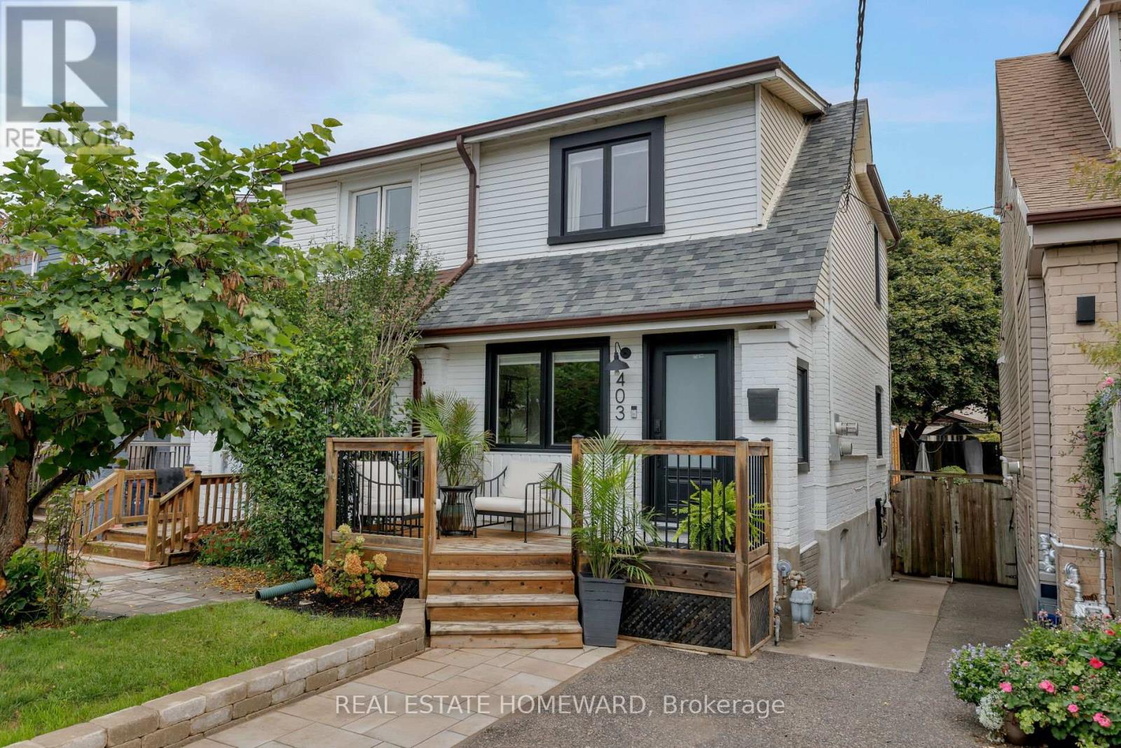 403 Scarborough Road, Toronto, Ontario  M4E 3N1 - Photo 1 - E12451553