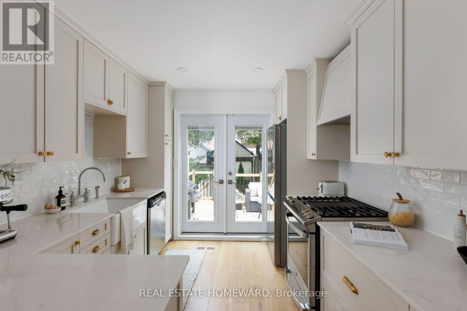 403 Scarborough Road, Toronto, Ontario  M4E 3N1 - Photo 14 - E12451553