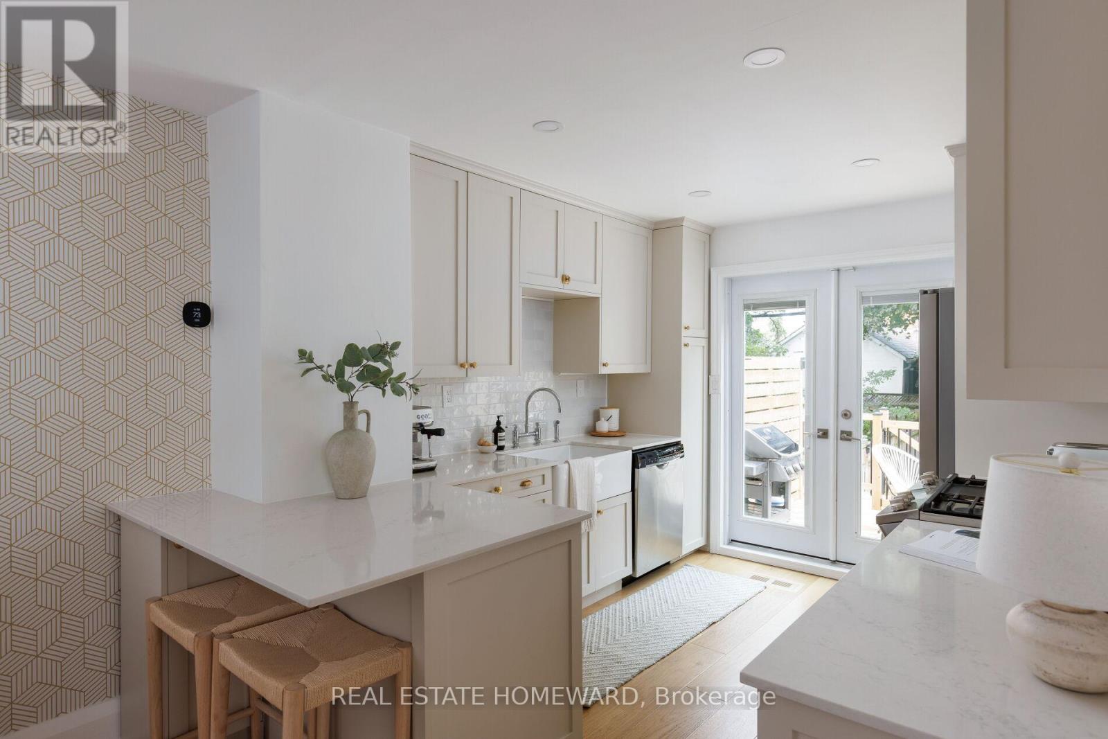 403 Scarborough Road, Toronto, Ontario  M4E 3N1 - Photo 15 - E12451553