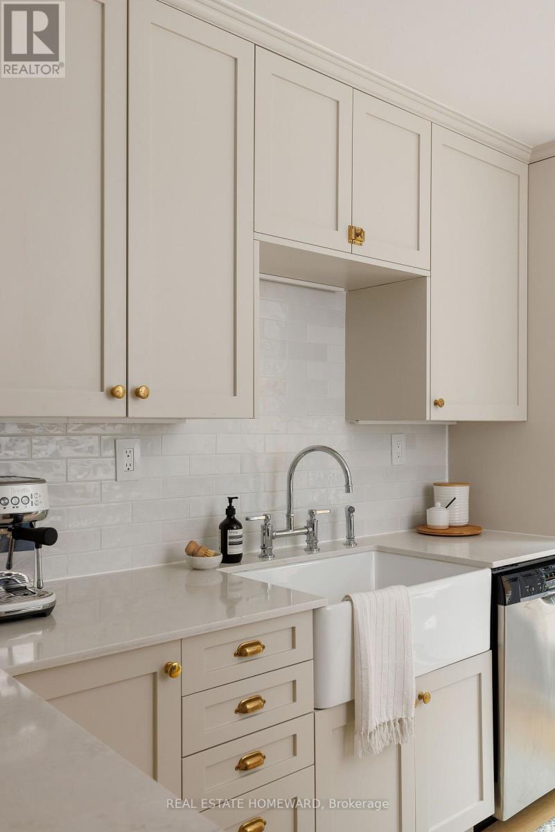 403 Scarborough Road, Toronto, Ontario  M4E 3N1 - Photo 17 - E12451553