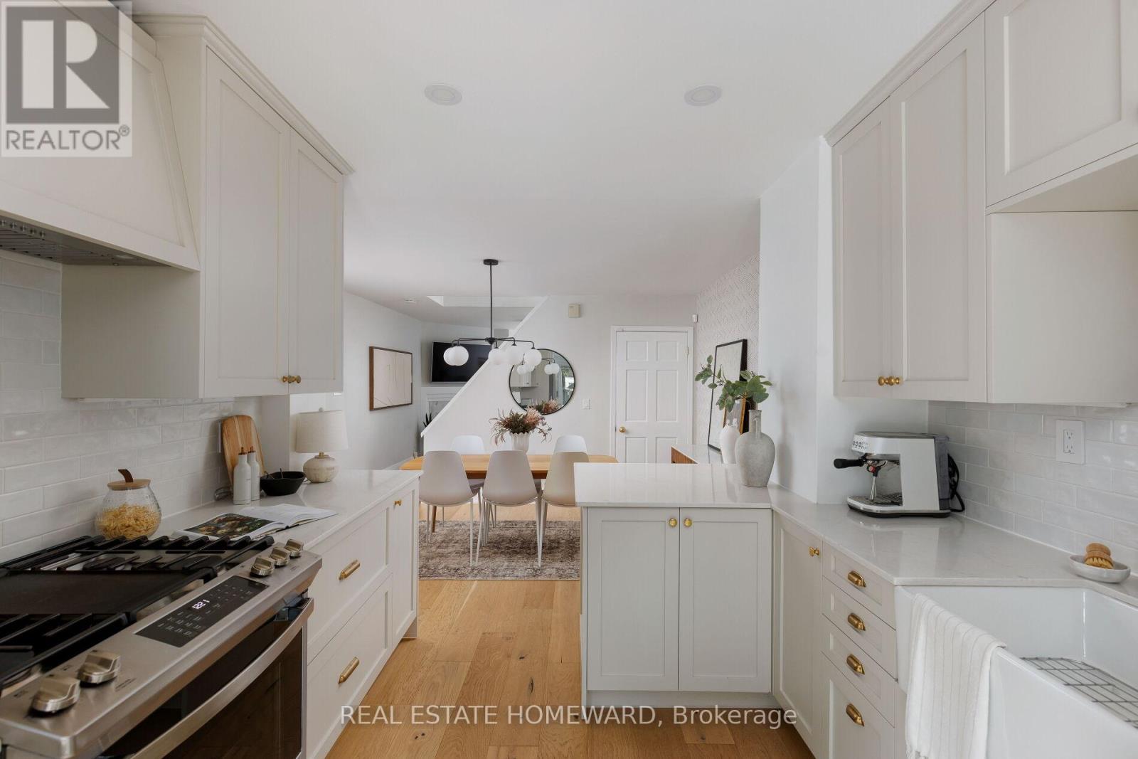 403 Scarborough Road, Toronto, Ontario  M4E 3N1 - Photo 18 - E12451553