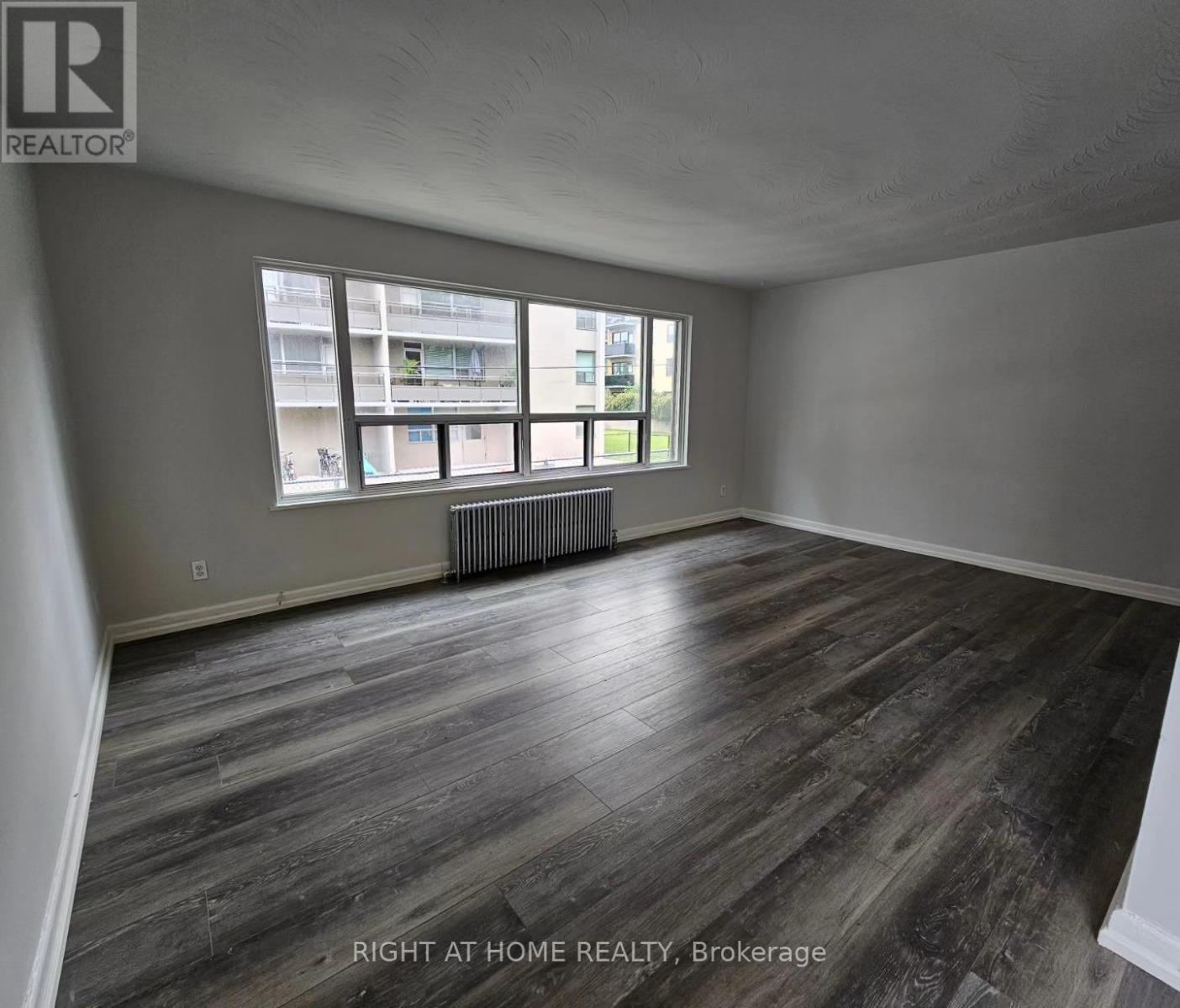 203 - 20 Cosburn Avenue, Toronto, Ontario  M4K 2E7 - Photo 15 - E12451632