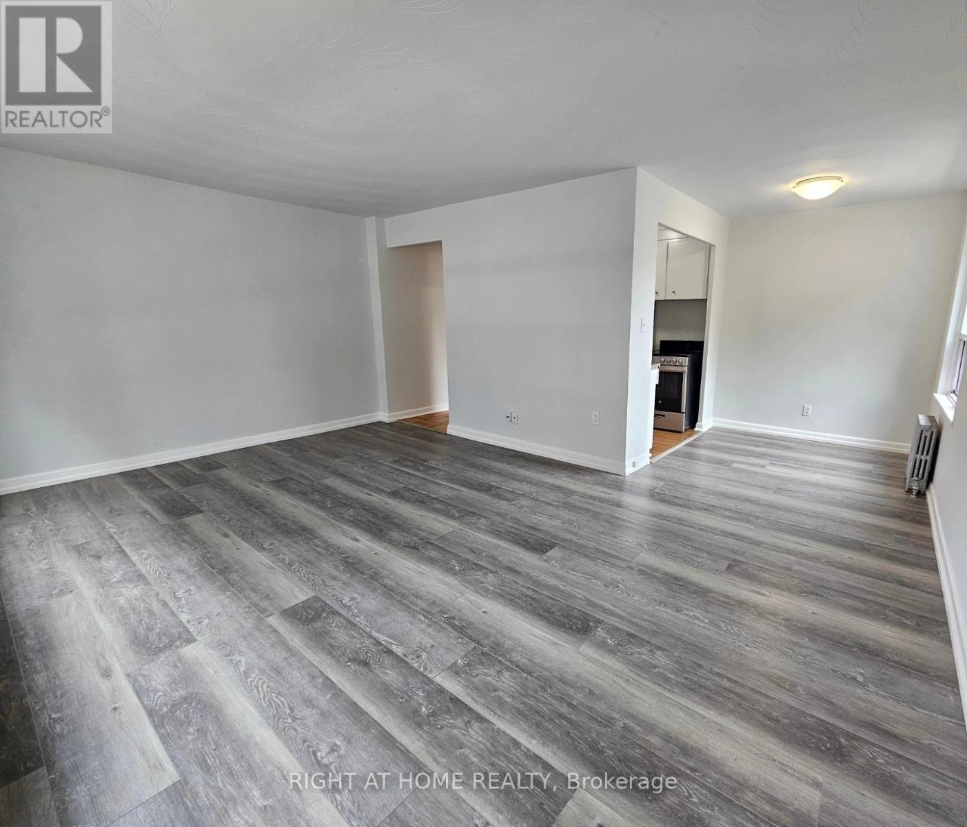 203 - 20 Cosburn Avenue, Toronto, Ontario  M4K 2E7 - Photo 16 - E12451632