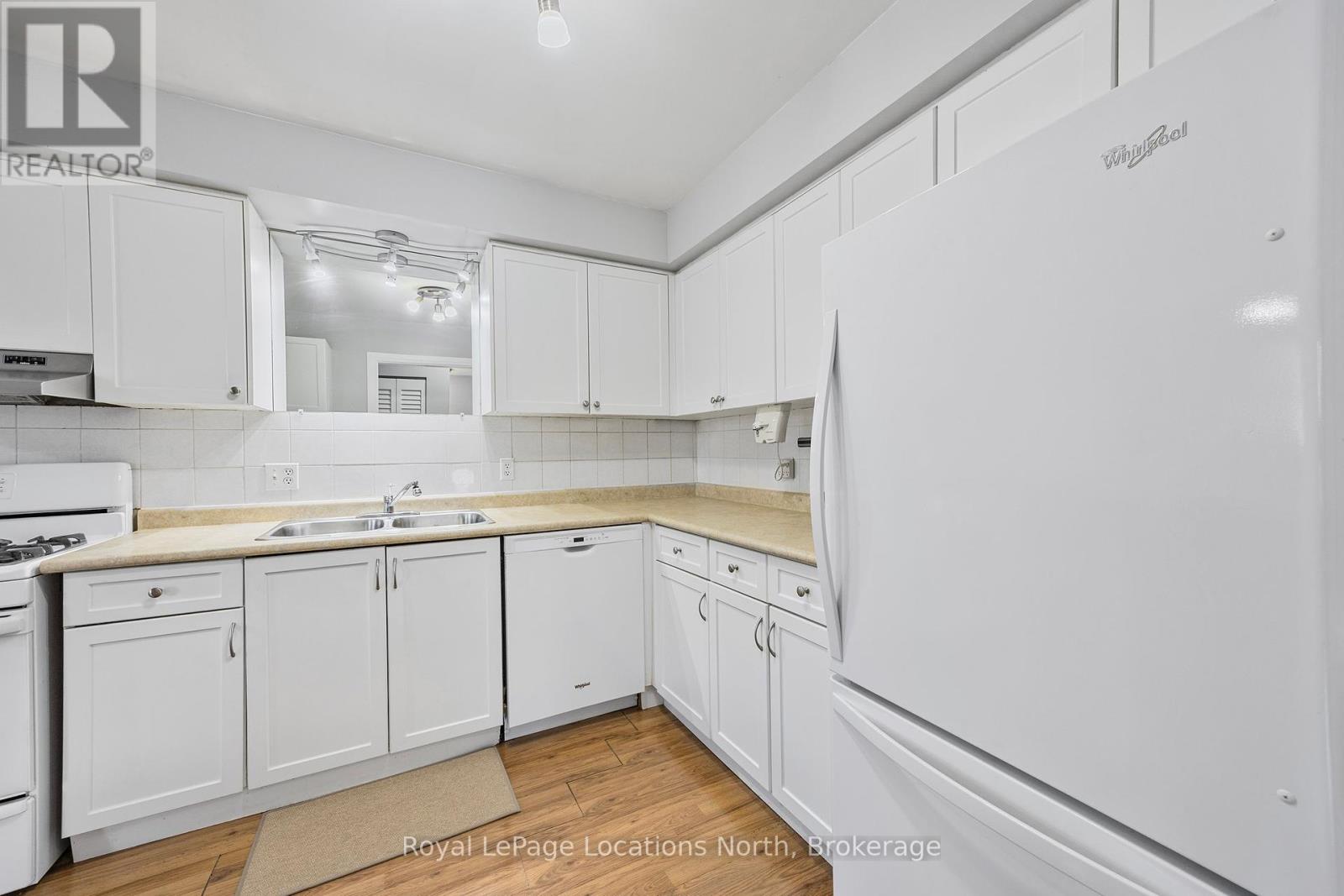 163 Collins Street, Collingwood, Ontario  L9Y 4L7 - Photo 11 - S12451781